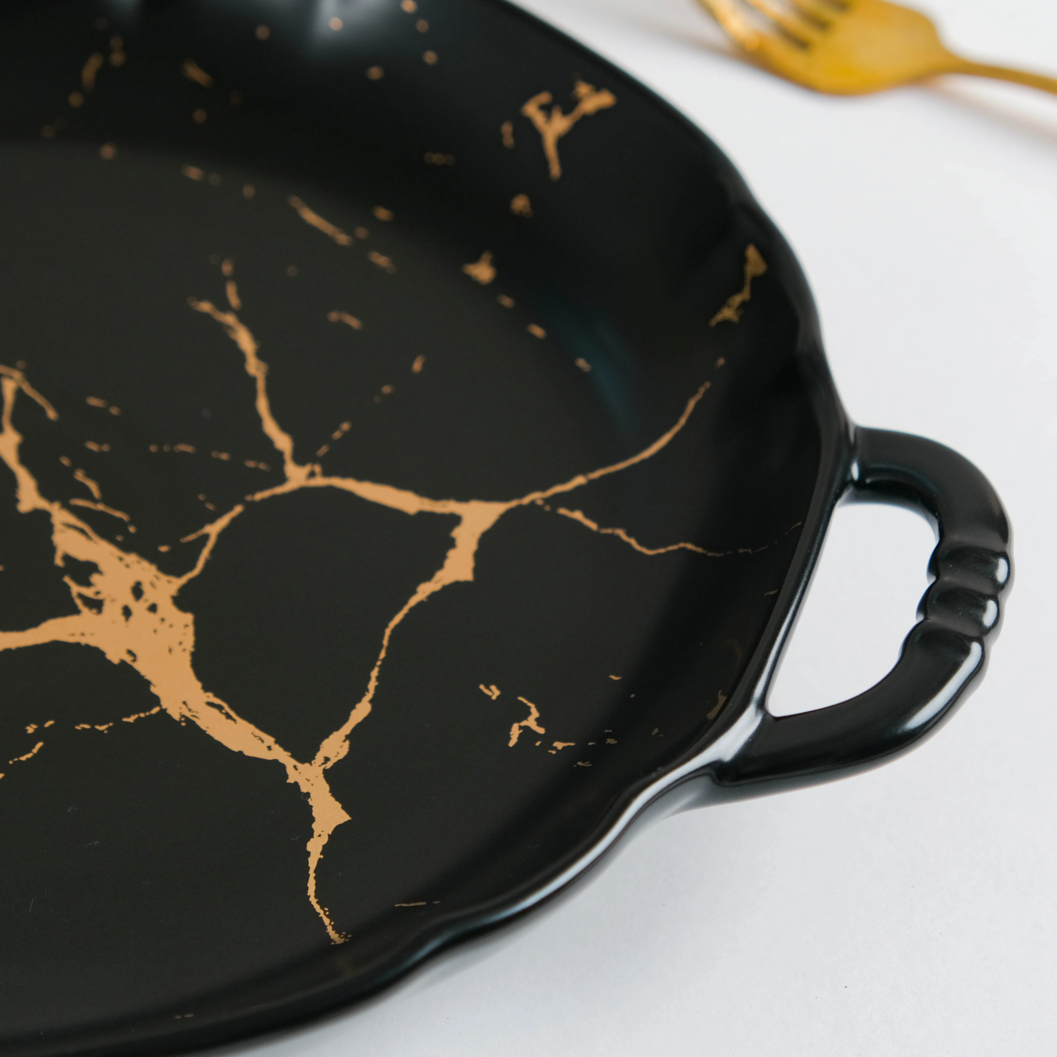 Marble Plate With Handles 8.5 Inch Black - Image 6