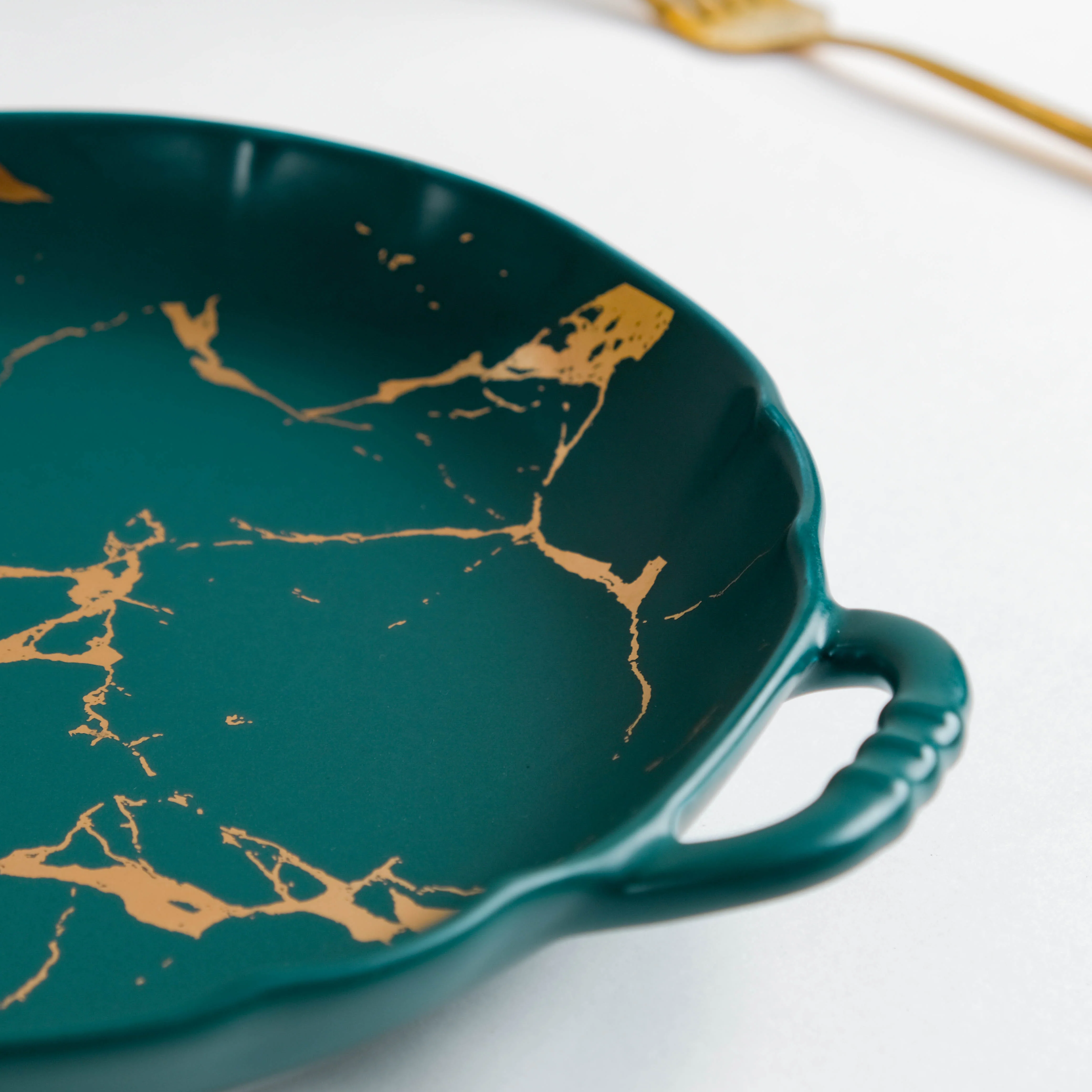Marble Plate With Handles 8.5 Inch Green - Image 7