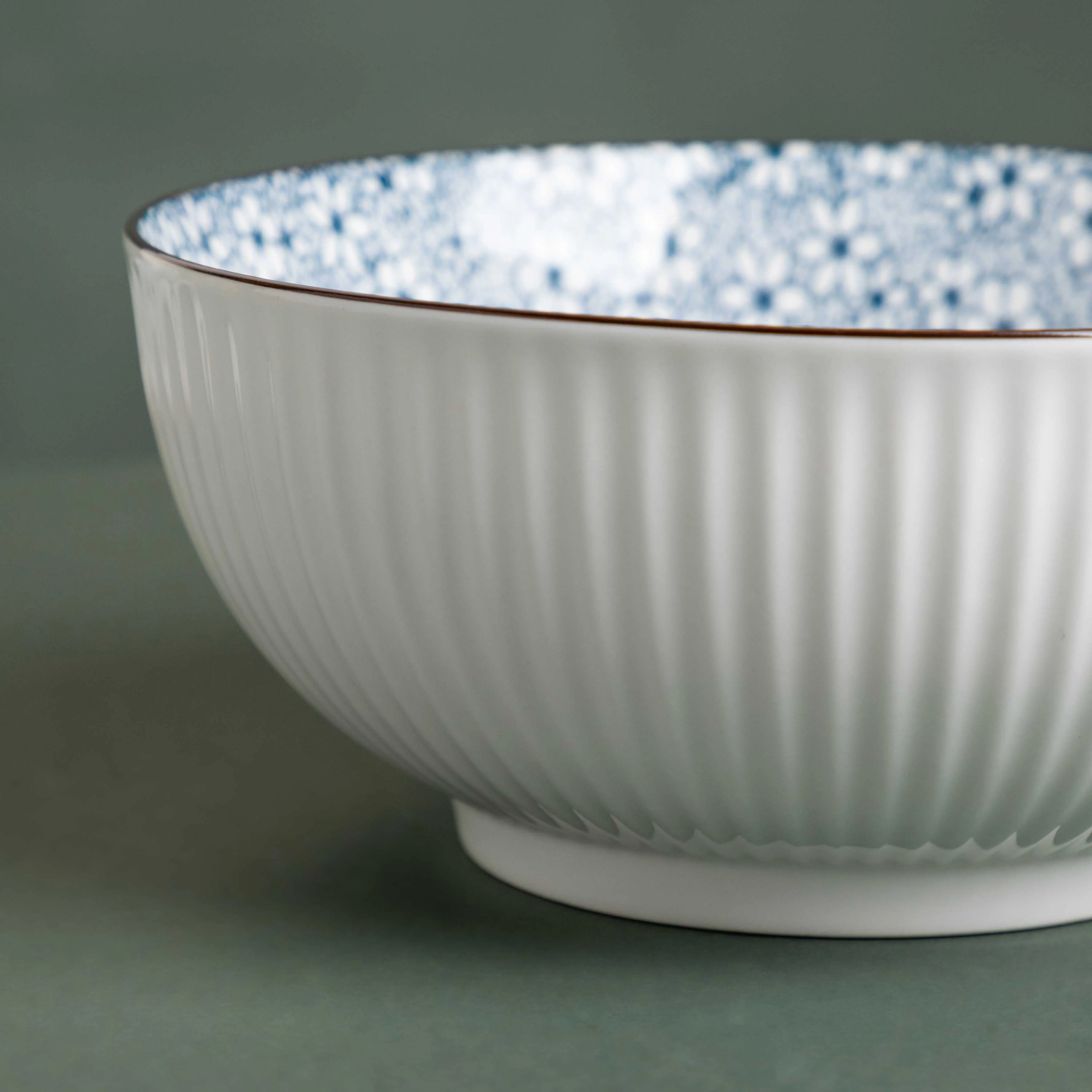Meraki Floral Ceramic Serving Bowl 800 ml - Image 8