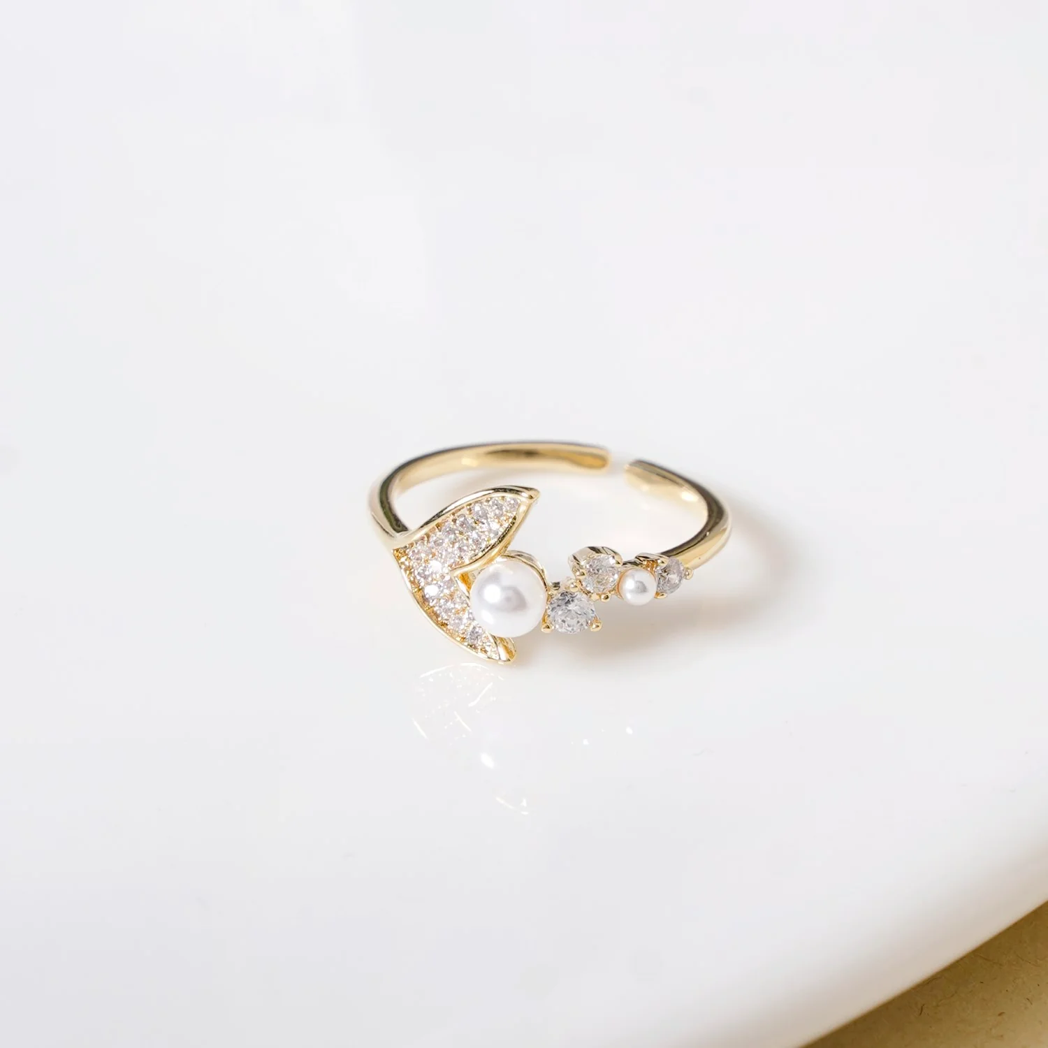 Mermaid Tales Gold Finger Ring