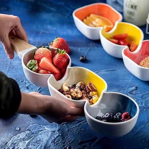 MERRY 3 part snack bowl with wooden handle - blue, yellow & red - Image 2