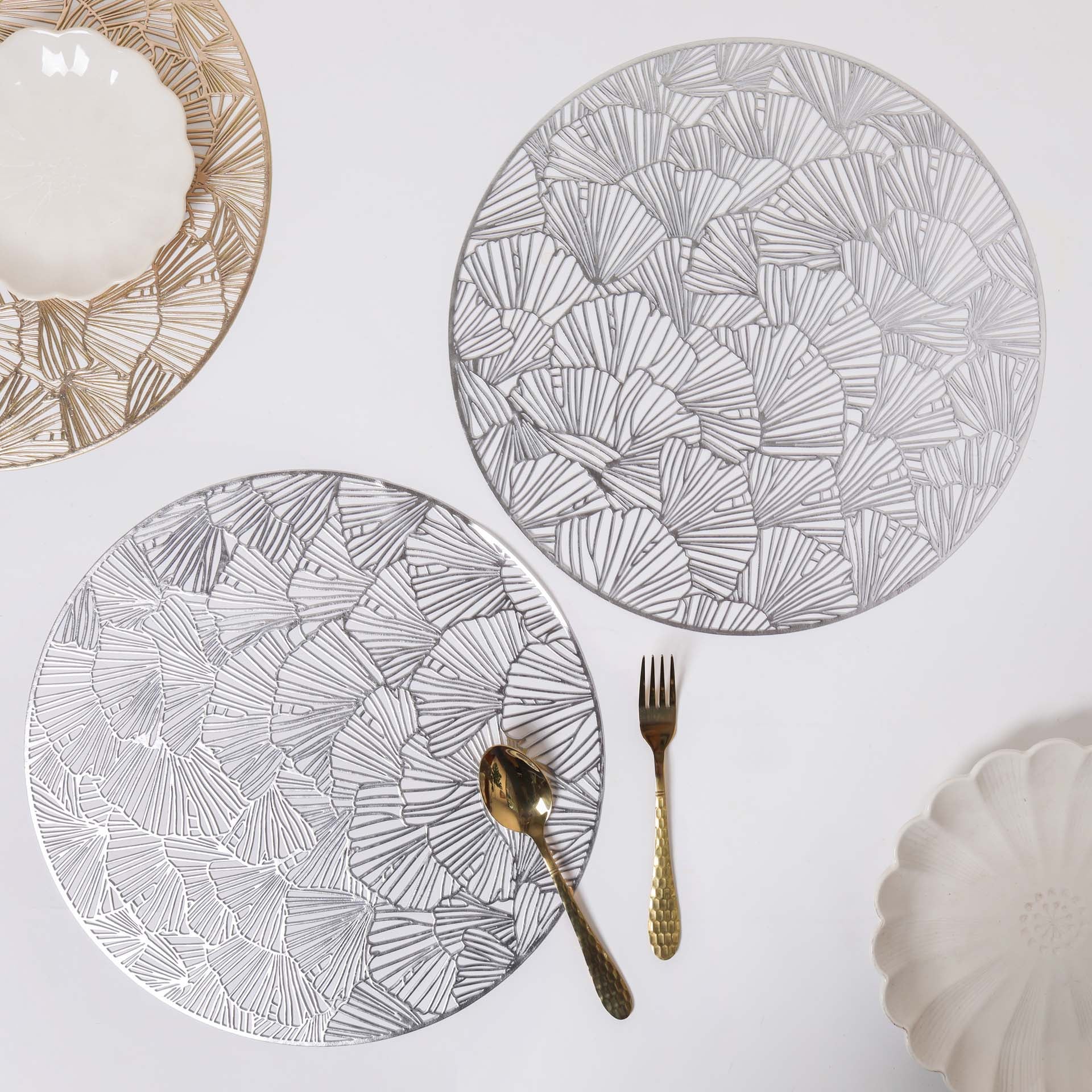 Meshed Vinyl Placemat Set of 2 - Image 4