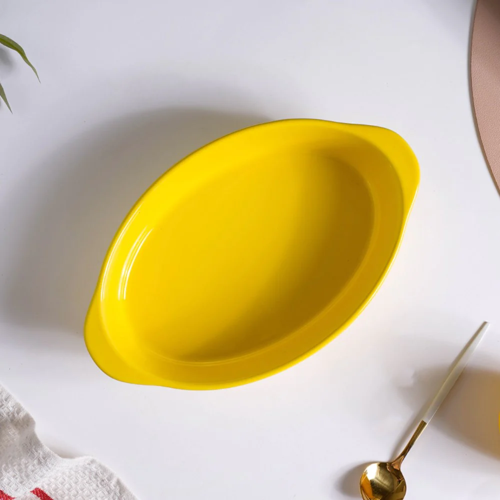 Oval Microwave Baking Pan Yellow 8.5 Inch - Image 3