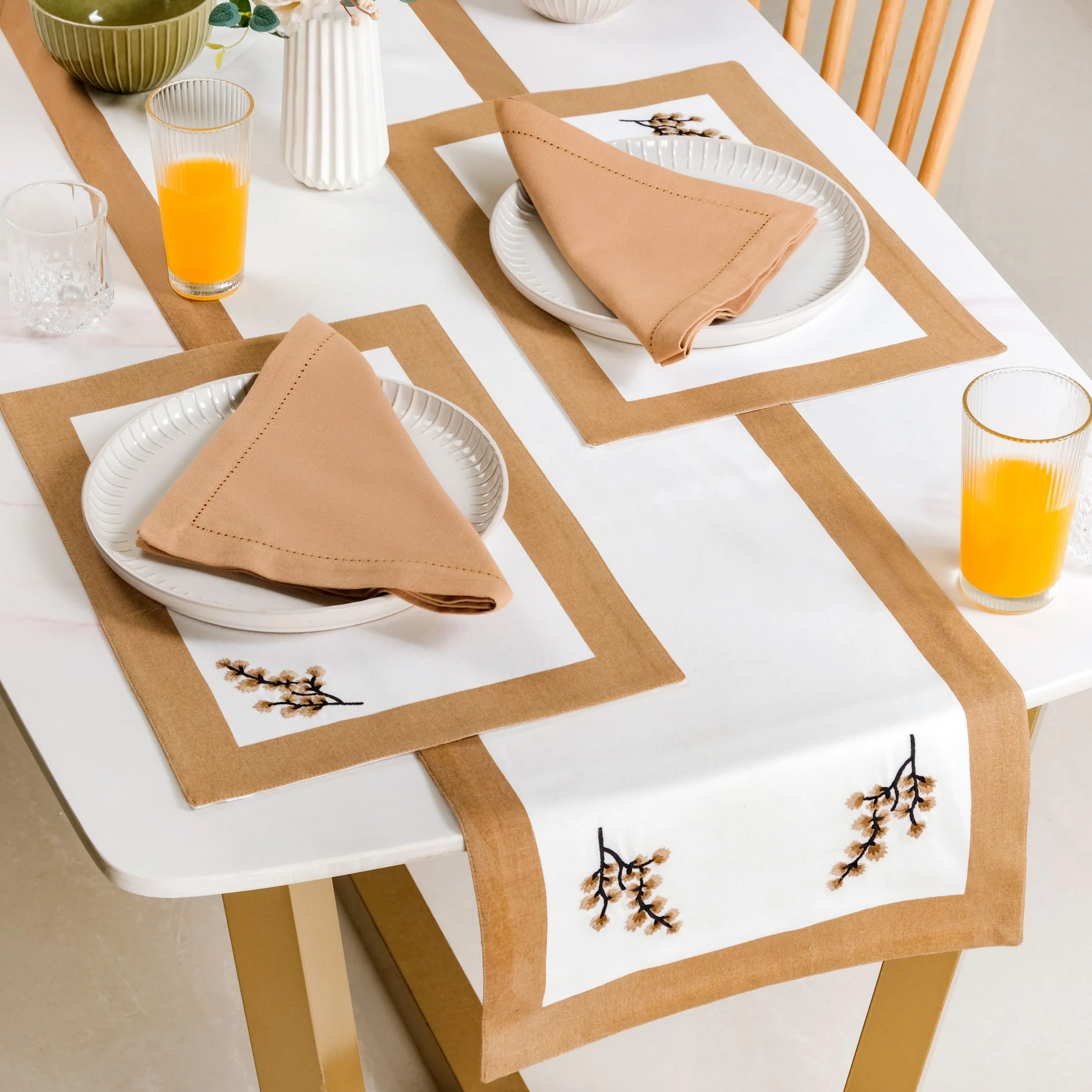 Midori Table Runner Placemats And Napkins 13 Piece Set In Brown - Image 2