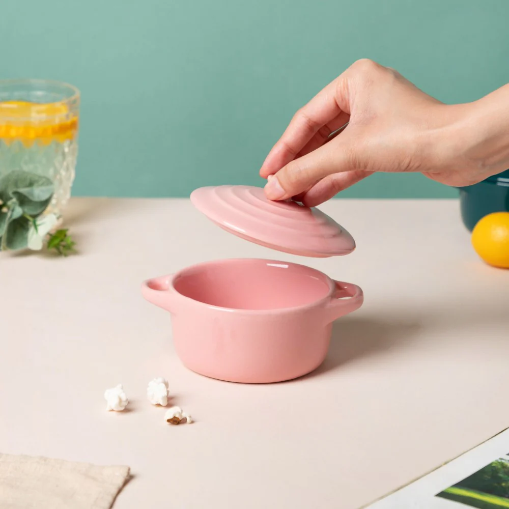 Mini Ceramic Bowl With Lid Pink 220ml - Image 3