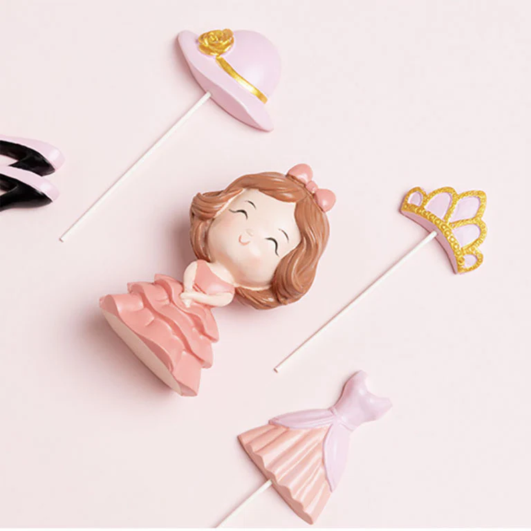Miniature Princess Showpiece - Image 5