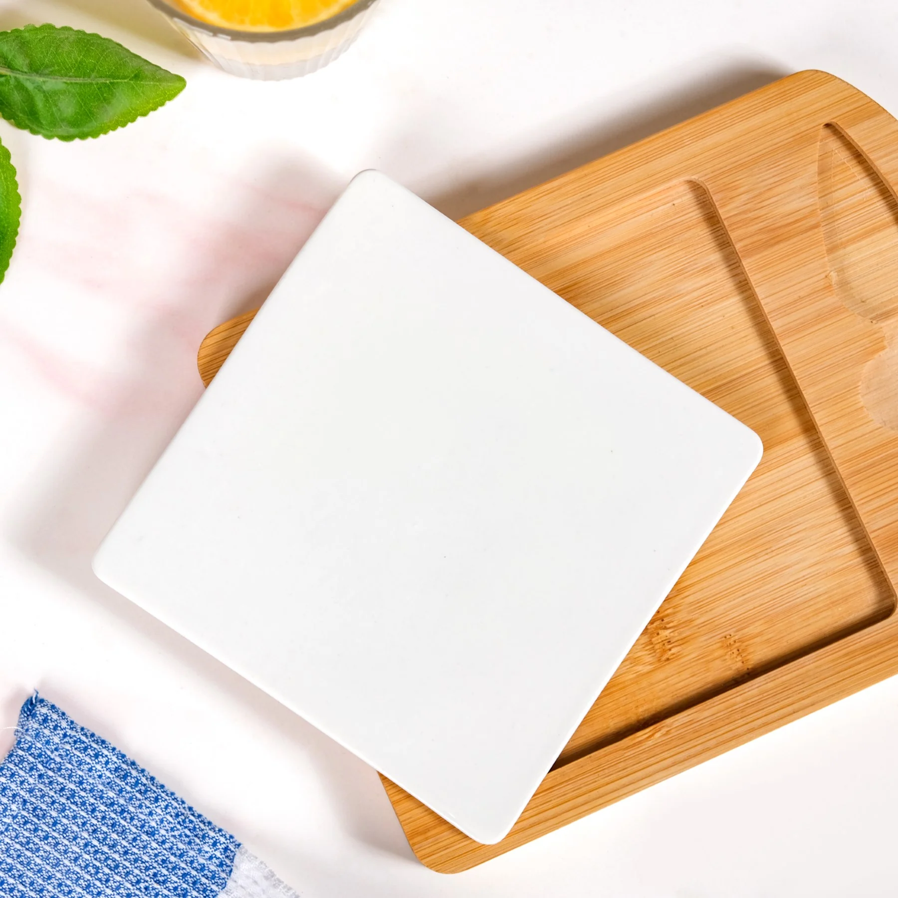 Minimalist Charcuterie Board With Knife - Image 6