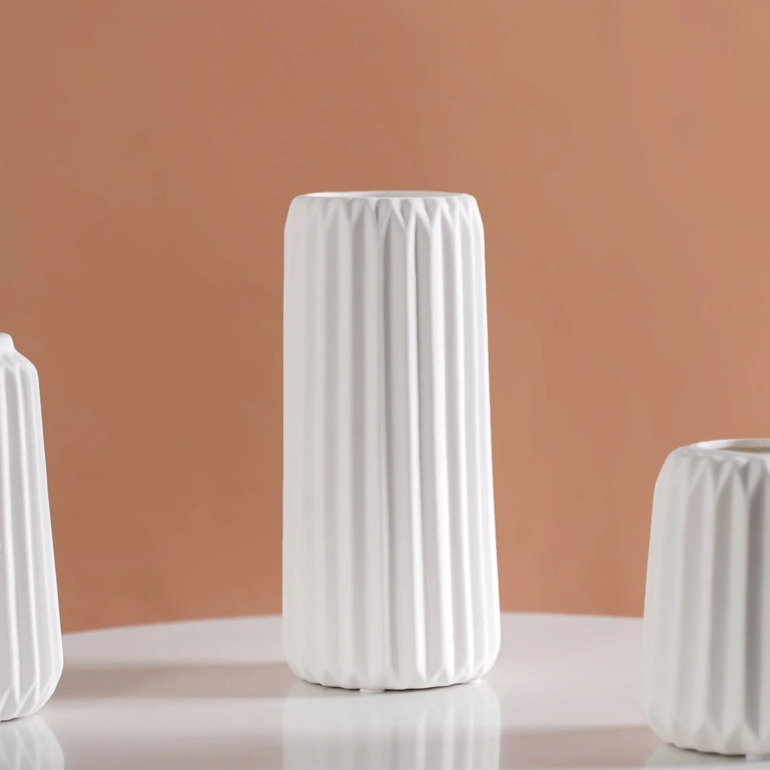 Minimalist Matte White Flower Vase Set Of 3 - Image 3