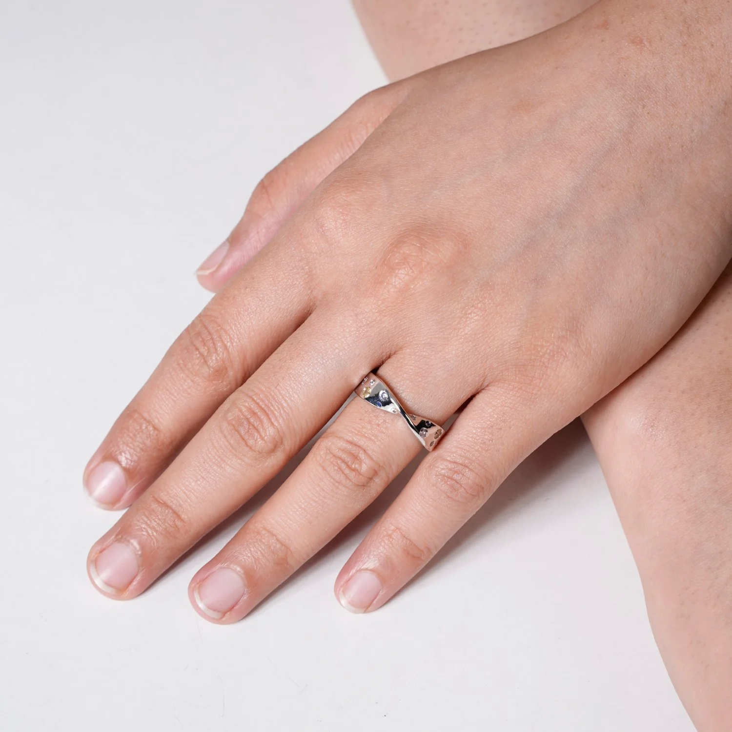 Mobius Strip Gem Studded Ring - Image 2