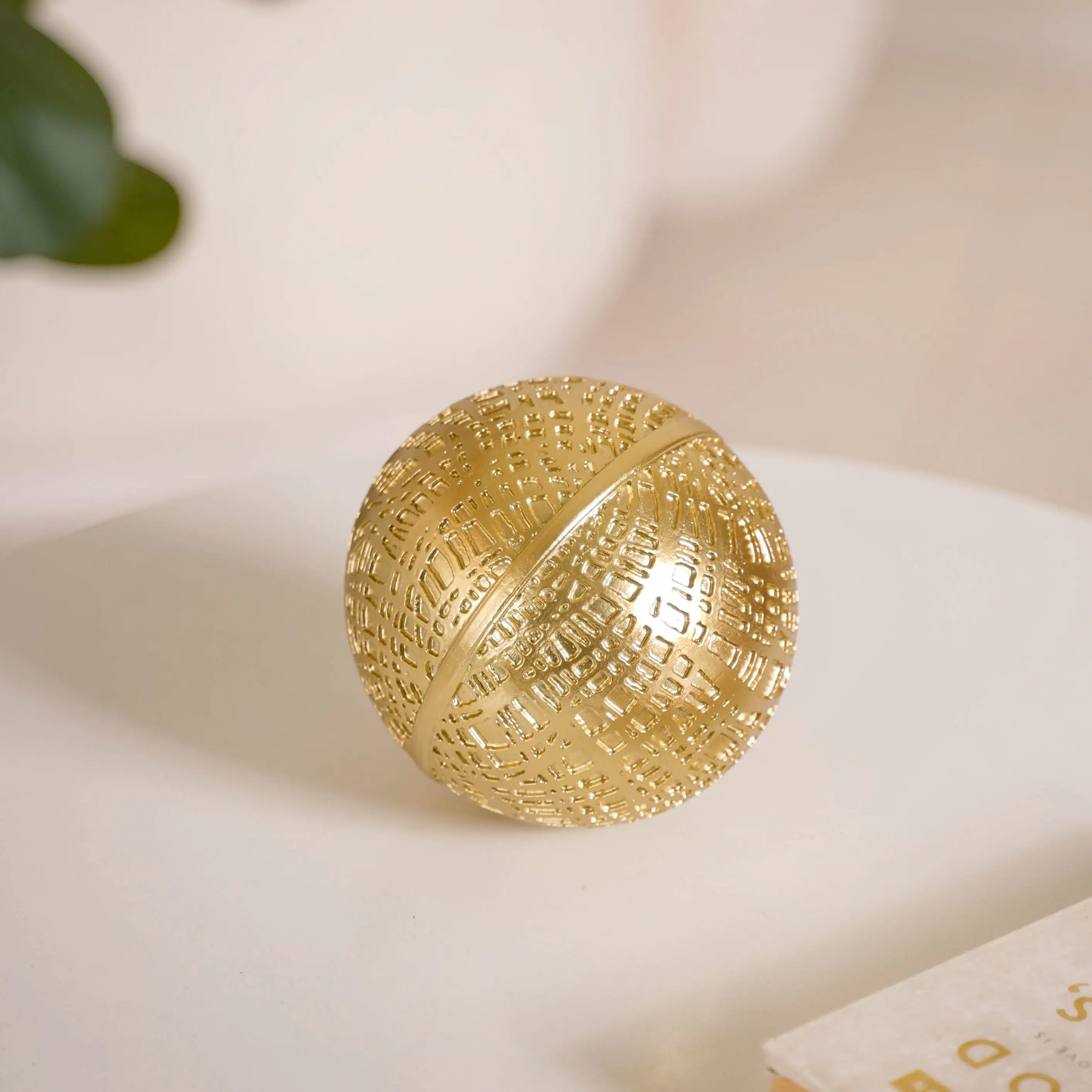 Modern Art Yarn Ball Showpiece Gold - Image 8