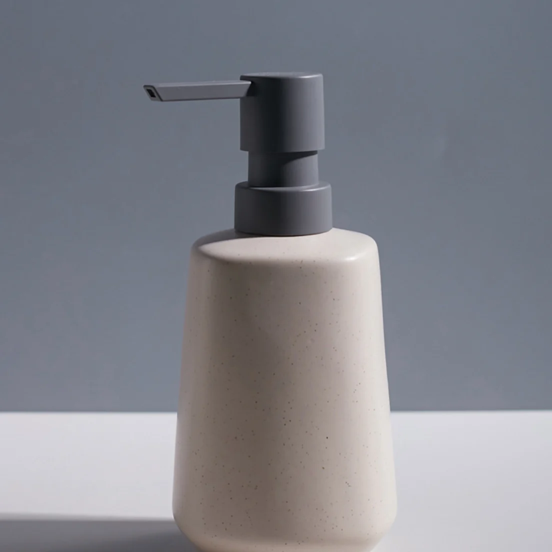 Modern Bathroom Accessory - Image 19