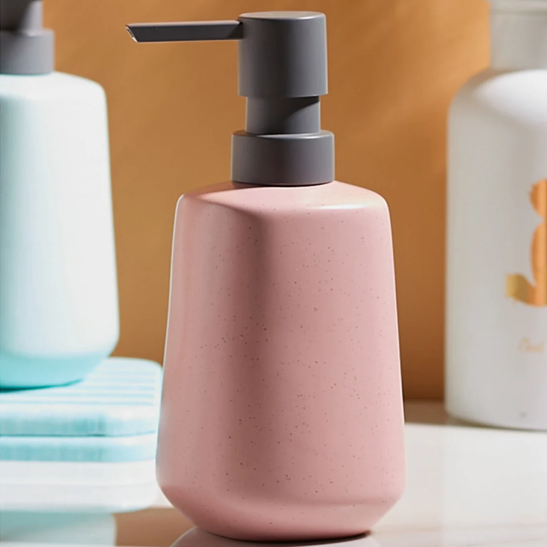 Modern Bathroom Accessory - Image 20