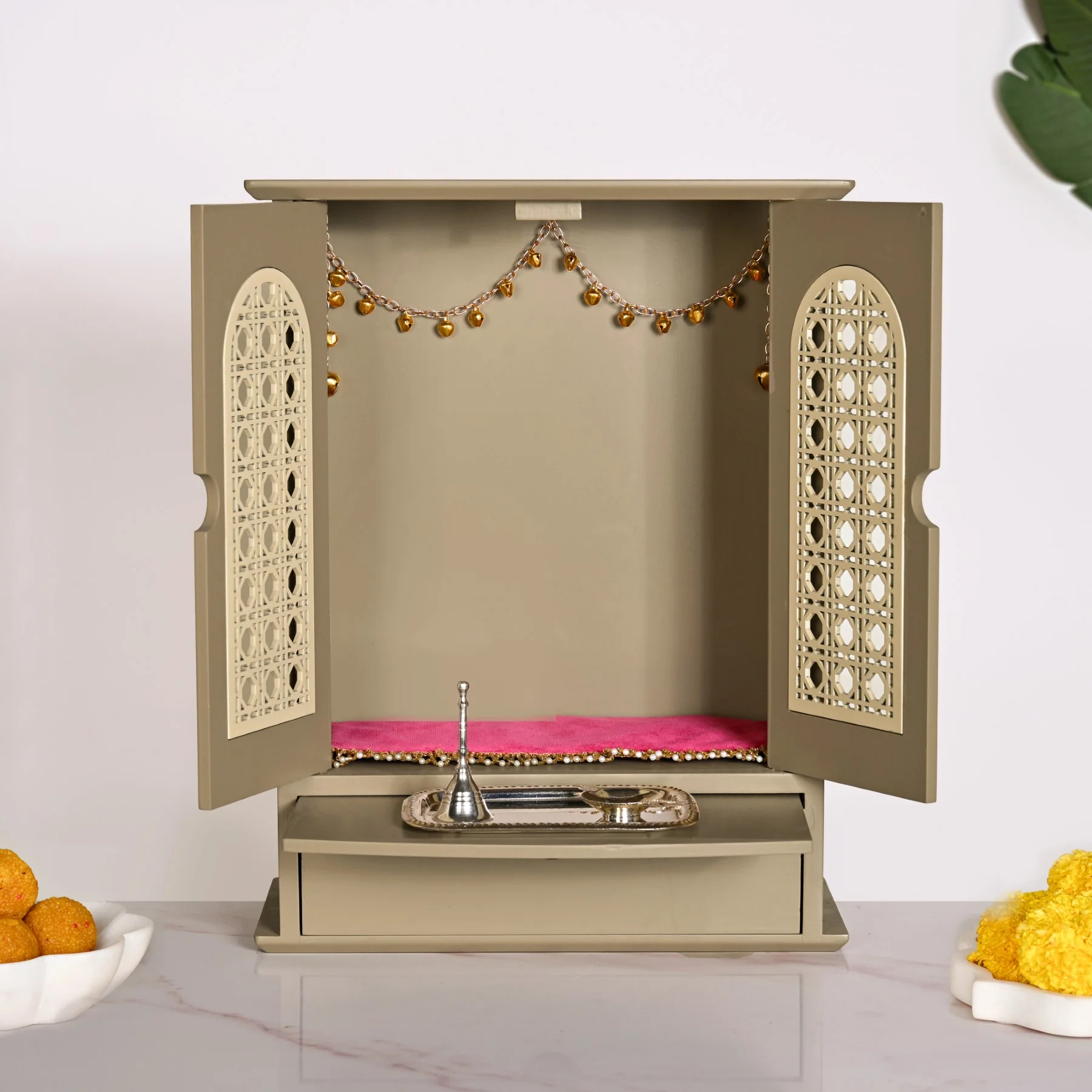 Modern Puja Mandir Medium With Ghungroo Chain Aasan Puja Thali Diya And Ghanti Set