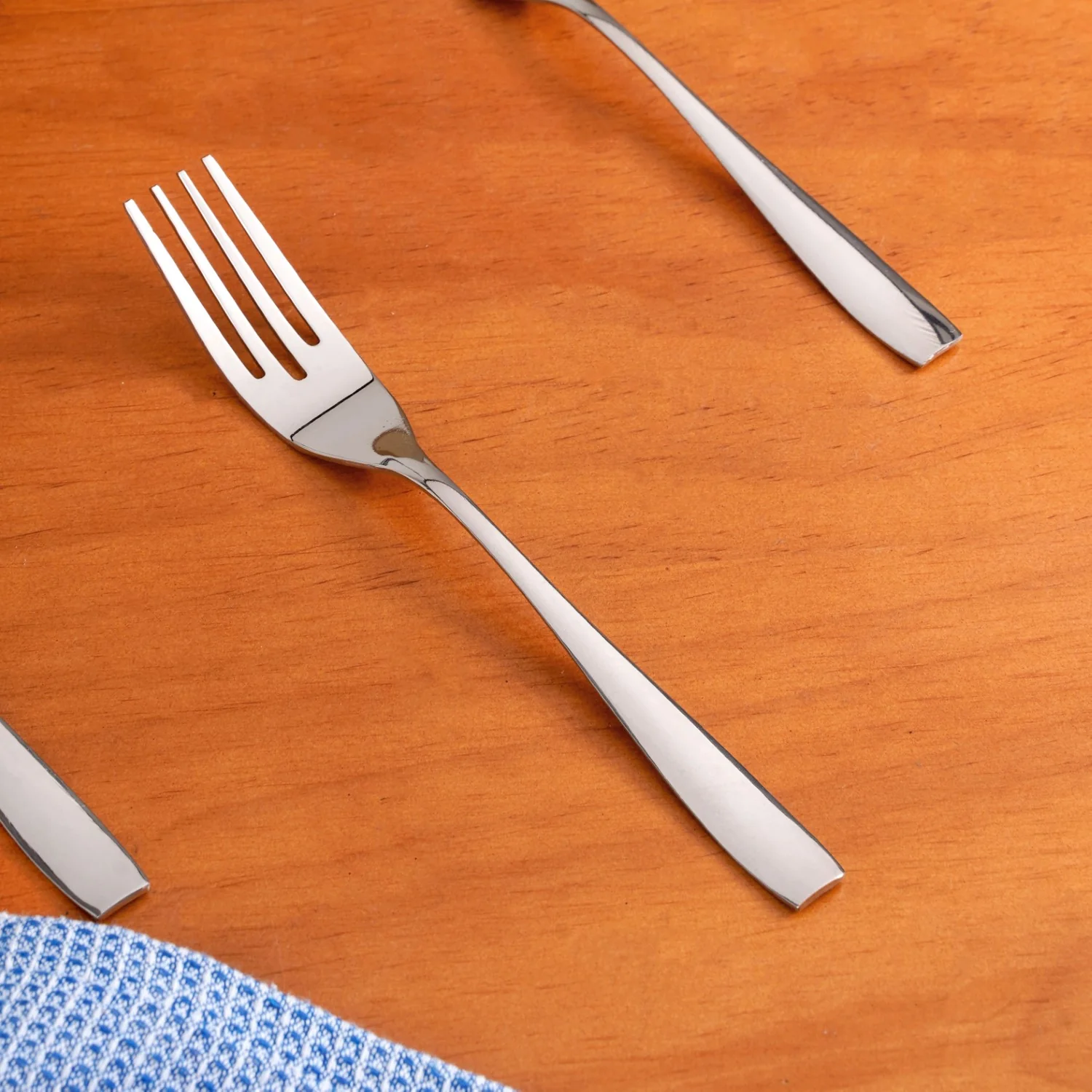 Modern Quenelle Stainless Steel Cutlery Set Of 18 - Image 6