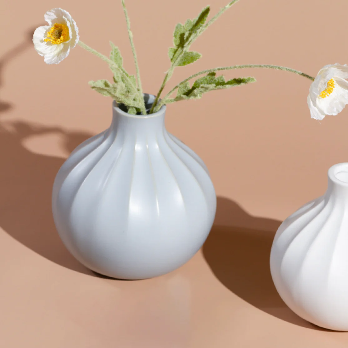 Modern Ribbed Vase - Image 8