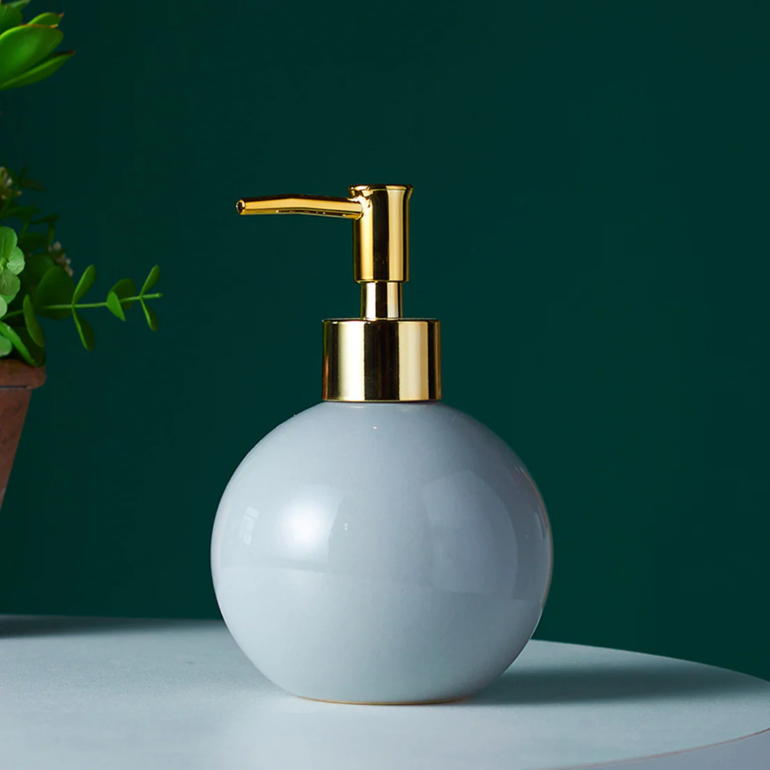 Modern Soap Dispenser - Image 9