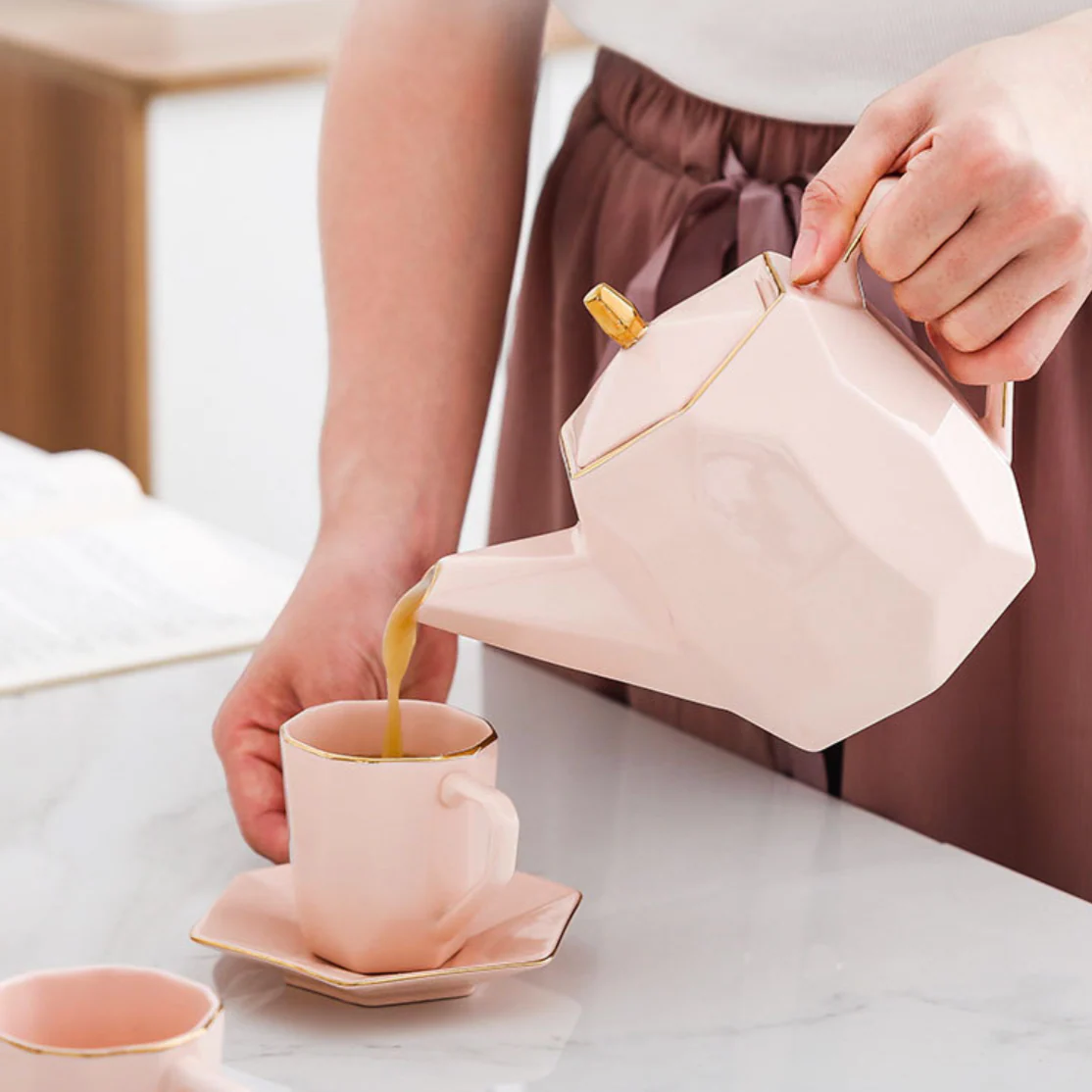 Modern Tea Set - Image 3