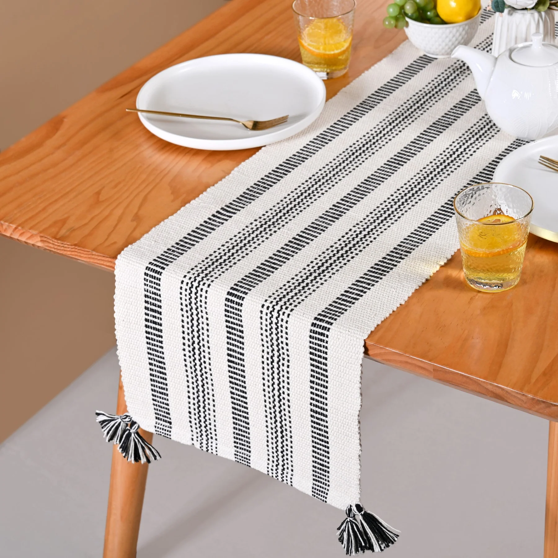 Monochrome Cotton Runner 180x33cm