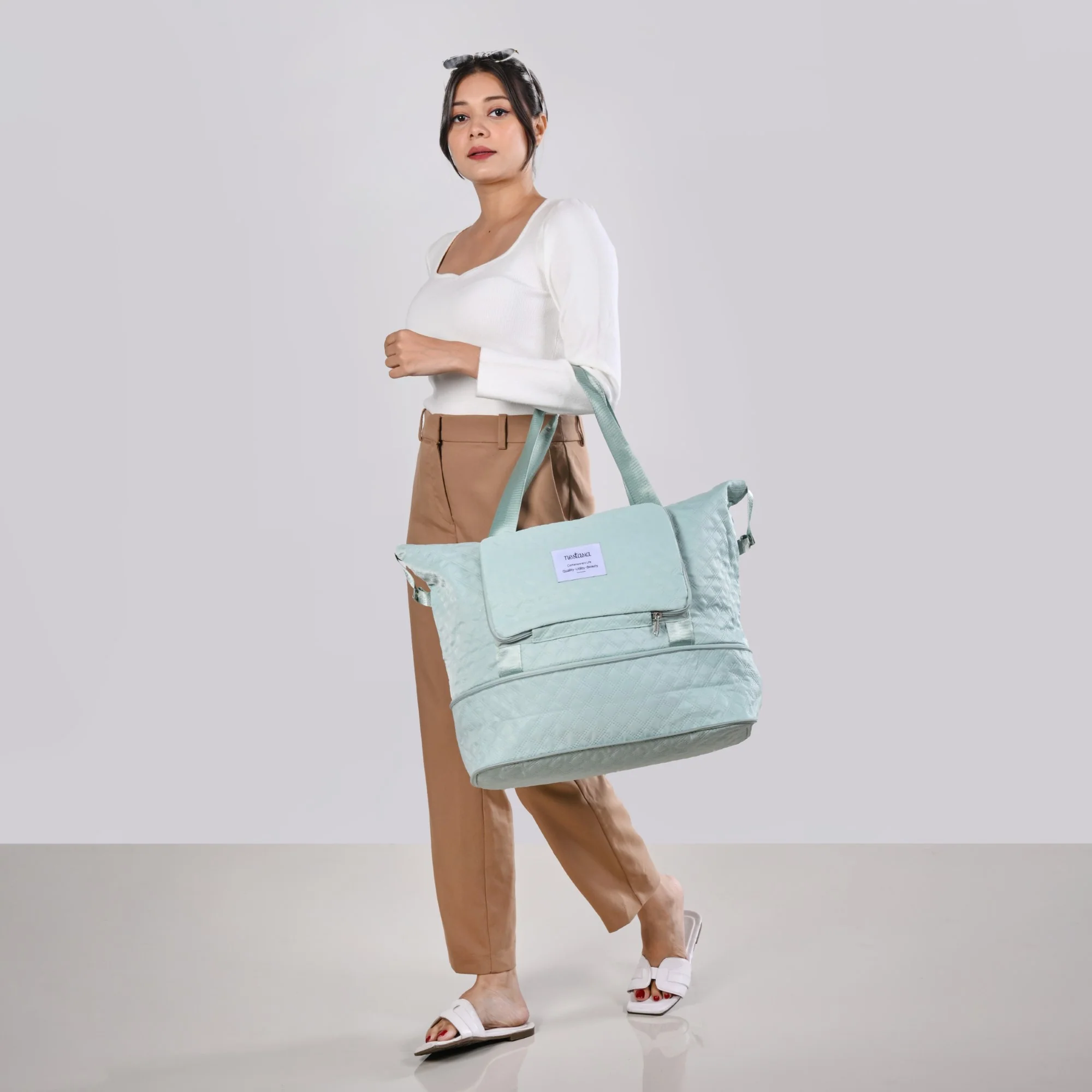 Montara Expandable Foldable Luxe Travel Bag Mint - Image 2