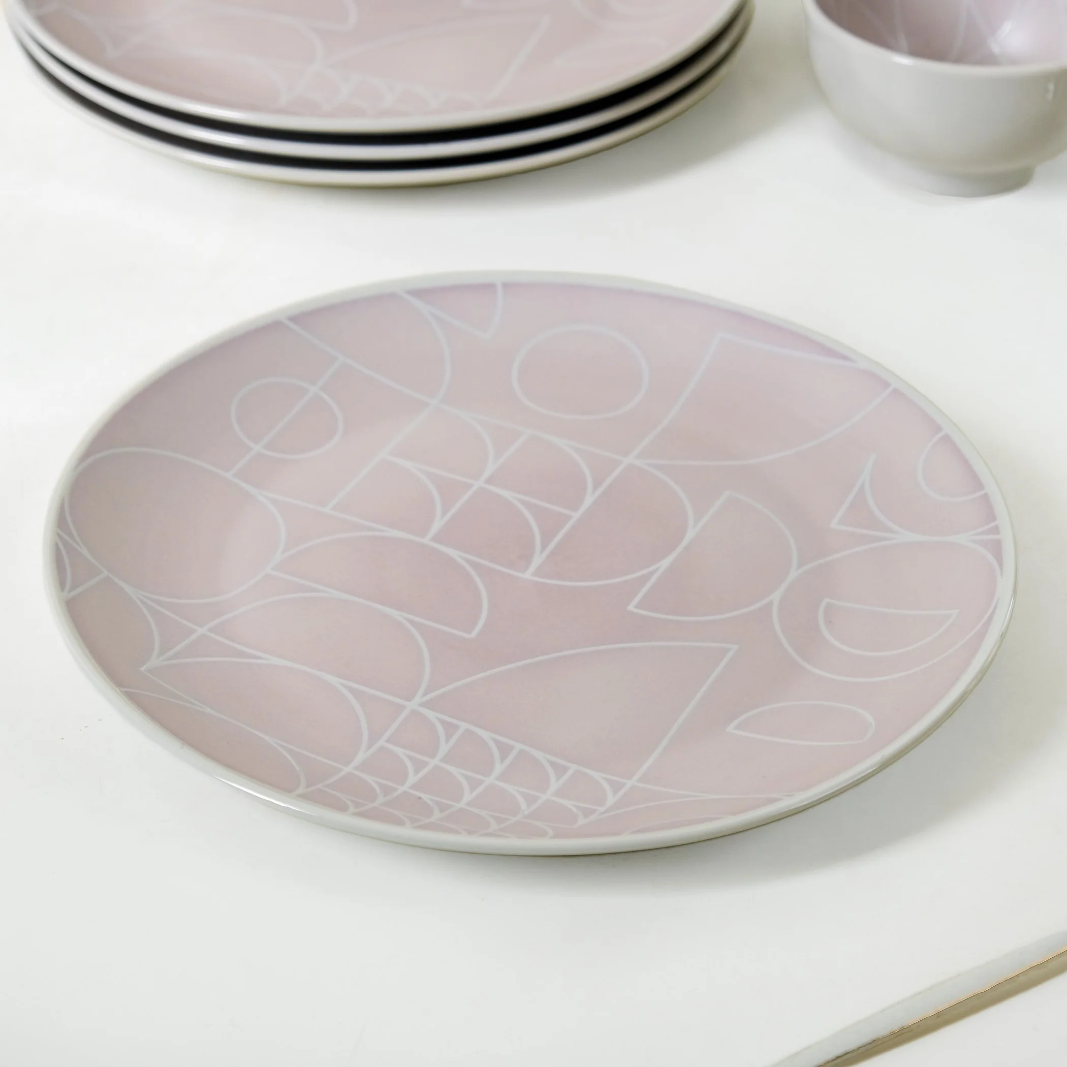 Monvia Modern Art Deco Light Mauve Dinner Plate Set Of 4 10 Inch - Image 2