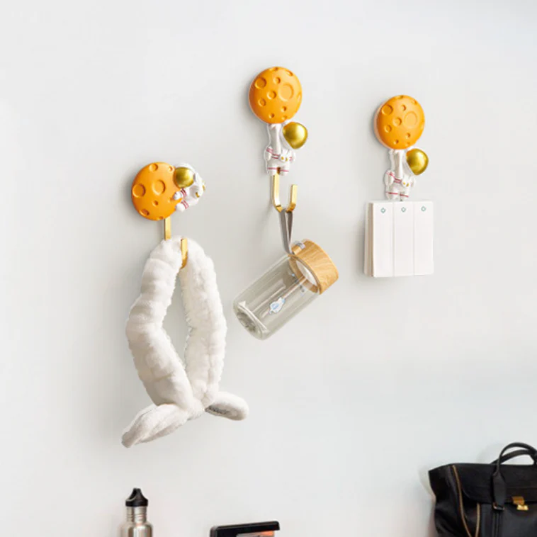 Moon and Astronaut Wall Hook - Image 10