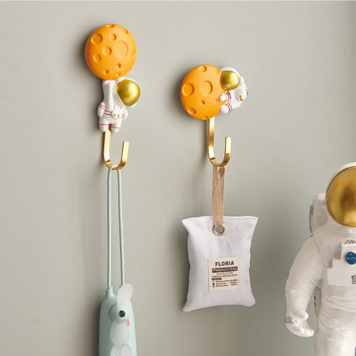 Moon and Astronaut Wall Hook - Image 14