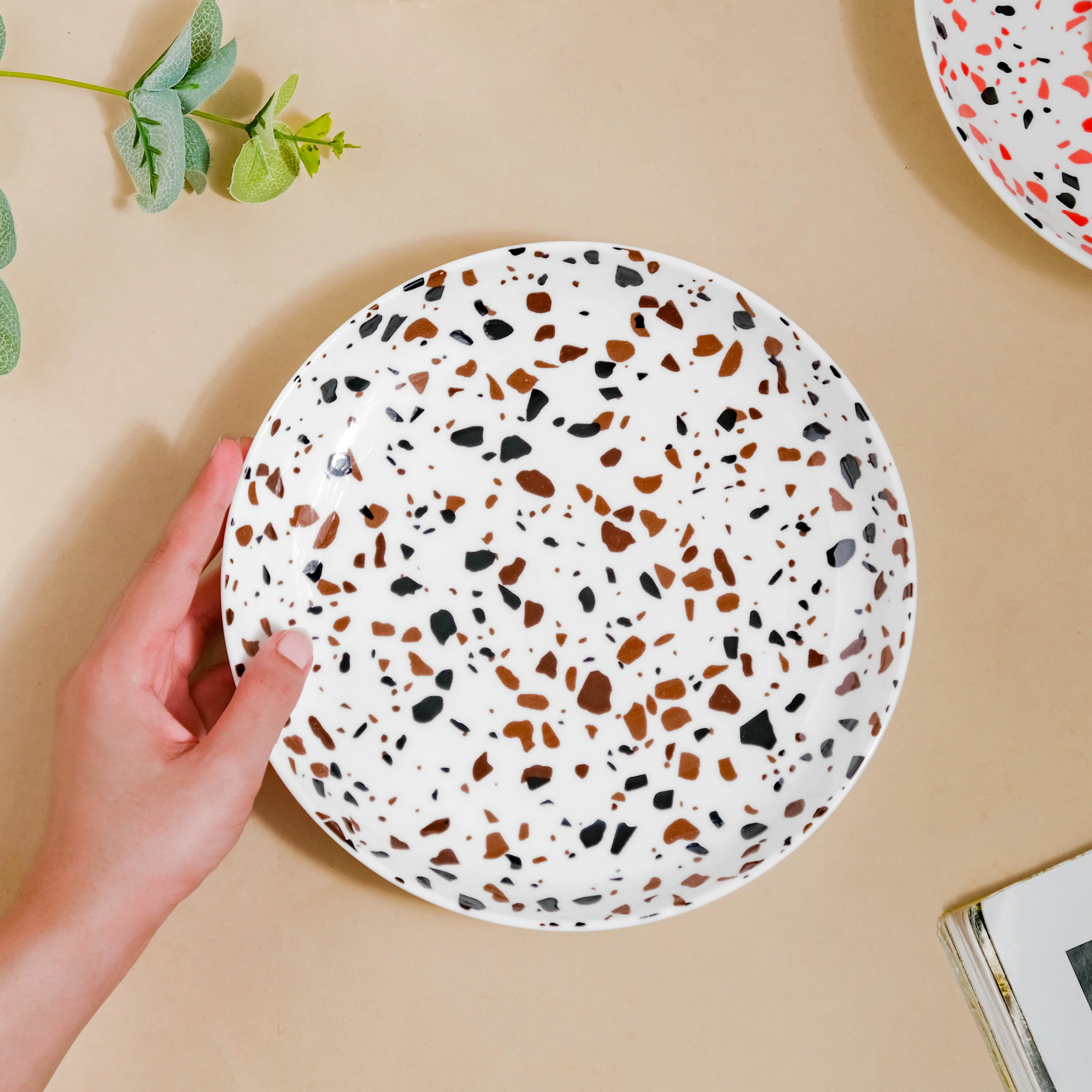 Mosaic Plate Brown - Image 2