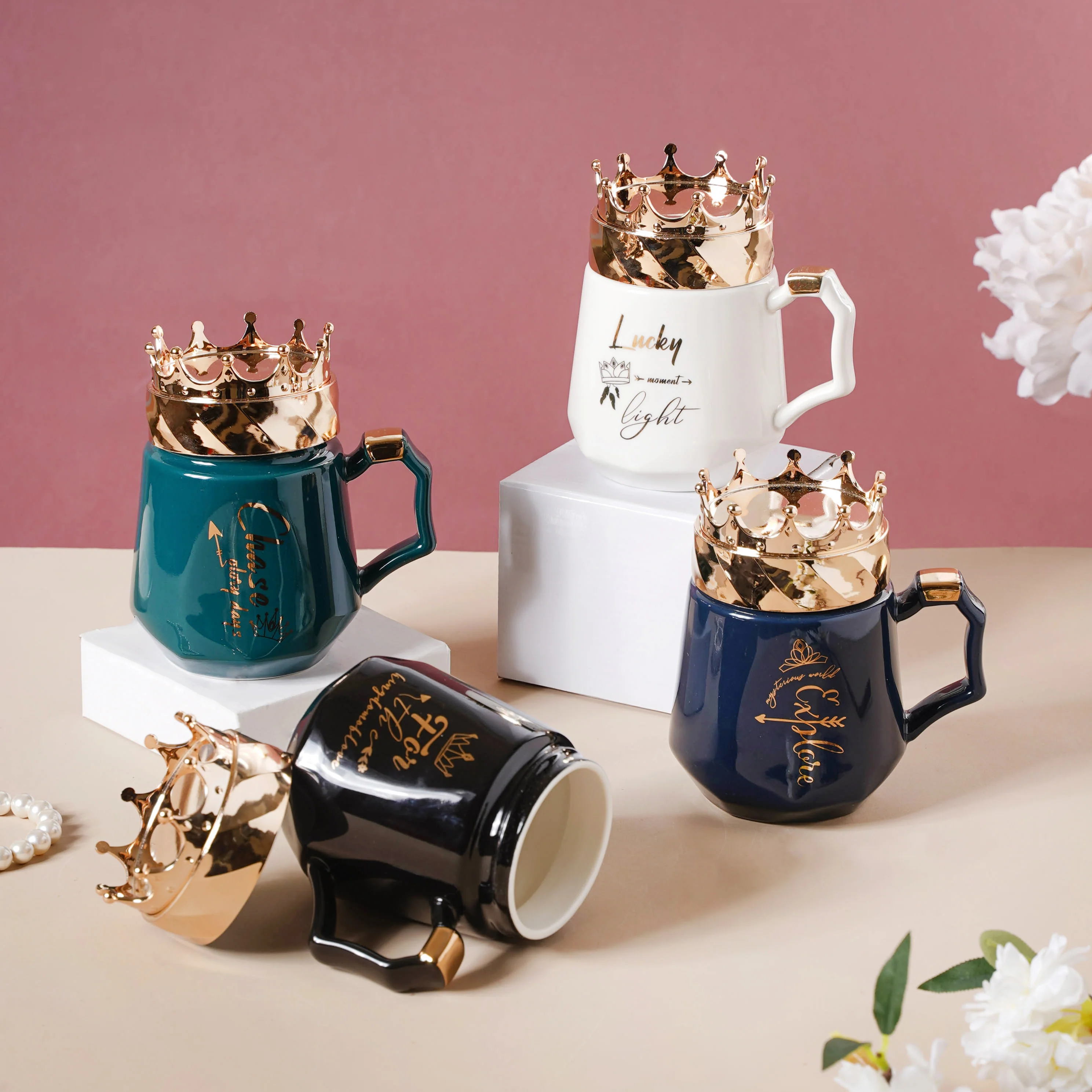 Mug With A Crown Lid - Image 6