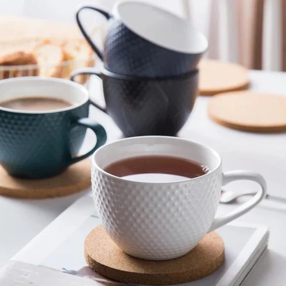 MAGNIFIQUE textured mug with cork coaster - white - Image 3
