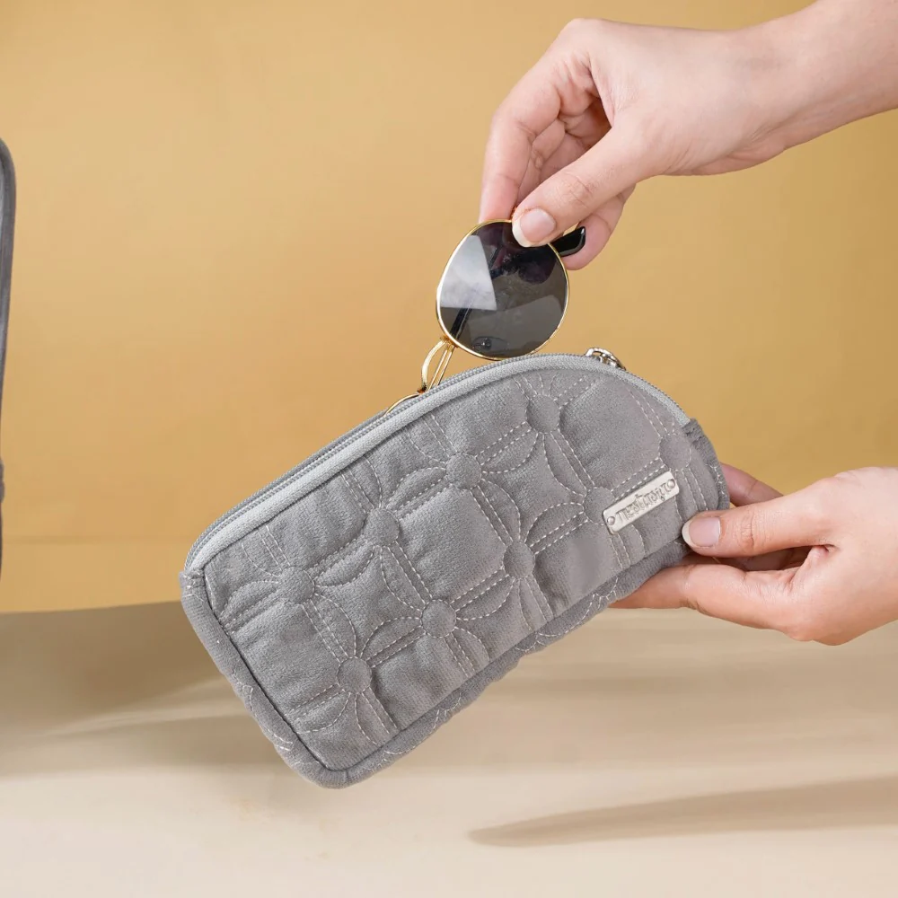 Multipurpose Travel Kit Set Of 4 Grey - Image 6