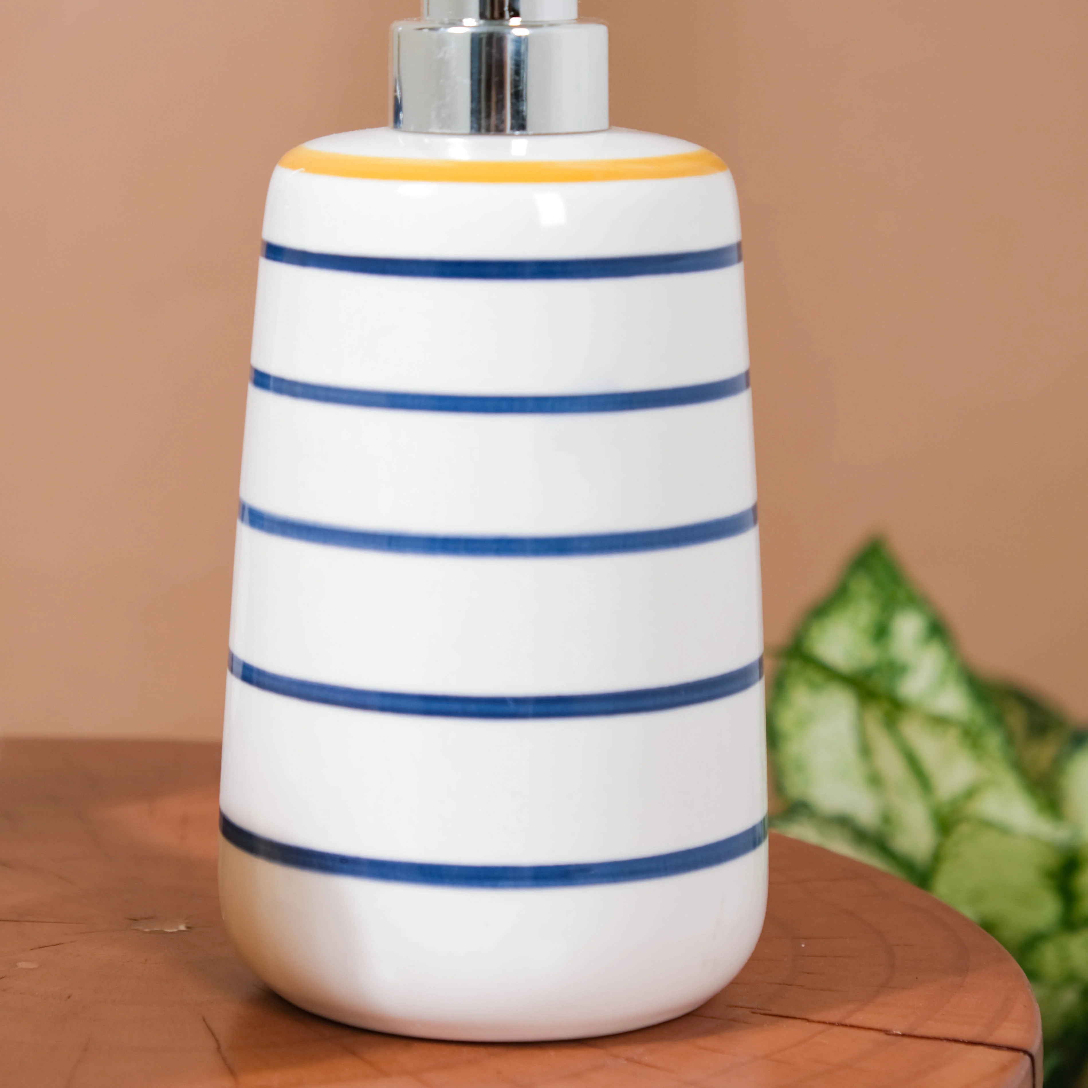 Nitori Sailor Striped Dispenser With Nozzle 450ml - Image 7