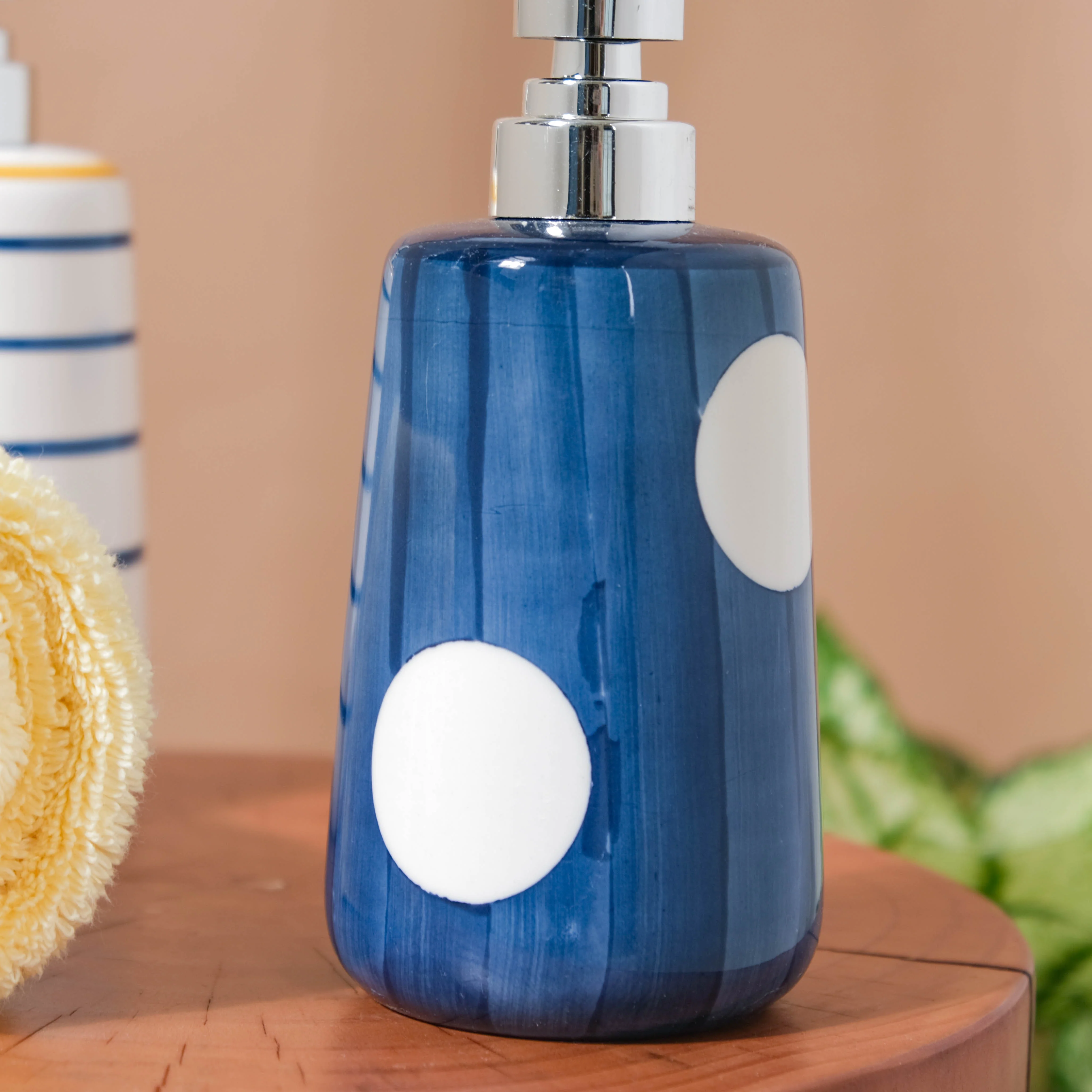 Nitori White Moon Dispenser With Nozzle 450ml - Image 7