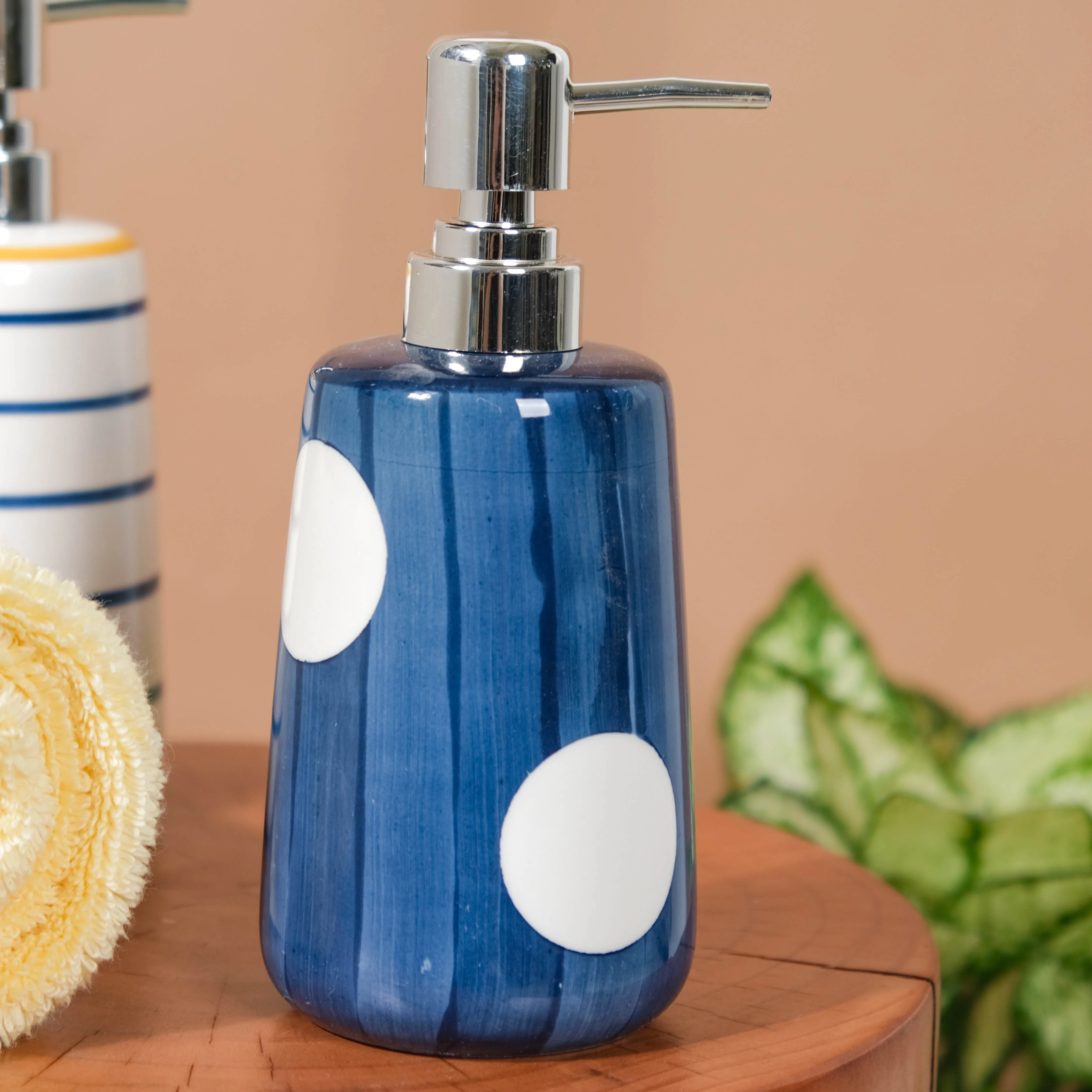 Nitori White Moon Dispenser With Nozzle 450ml - Image 9