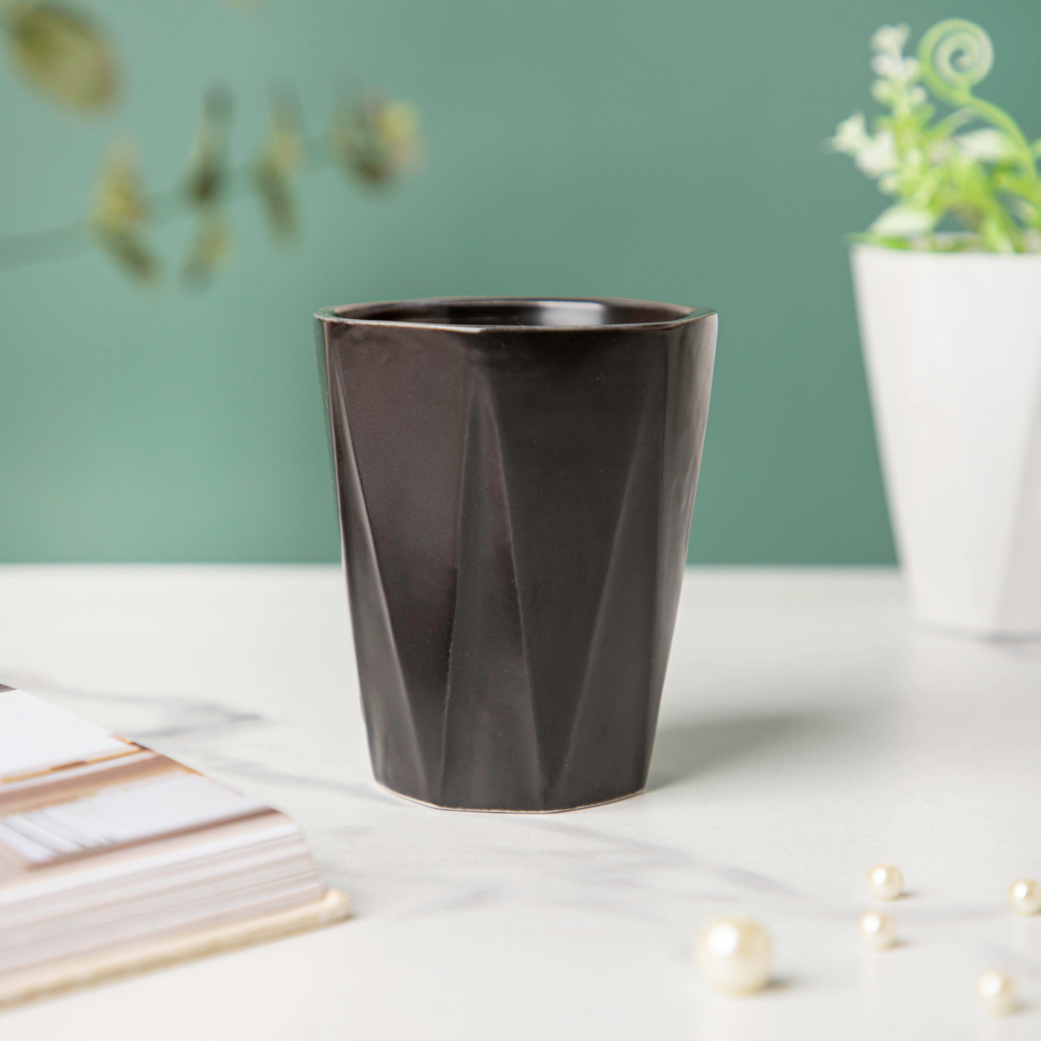 Nordic Textured Ceramic Planter Set Of 3 - Image 5