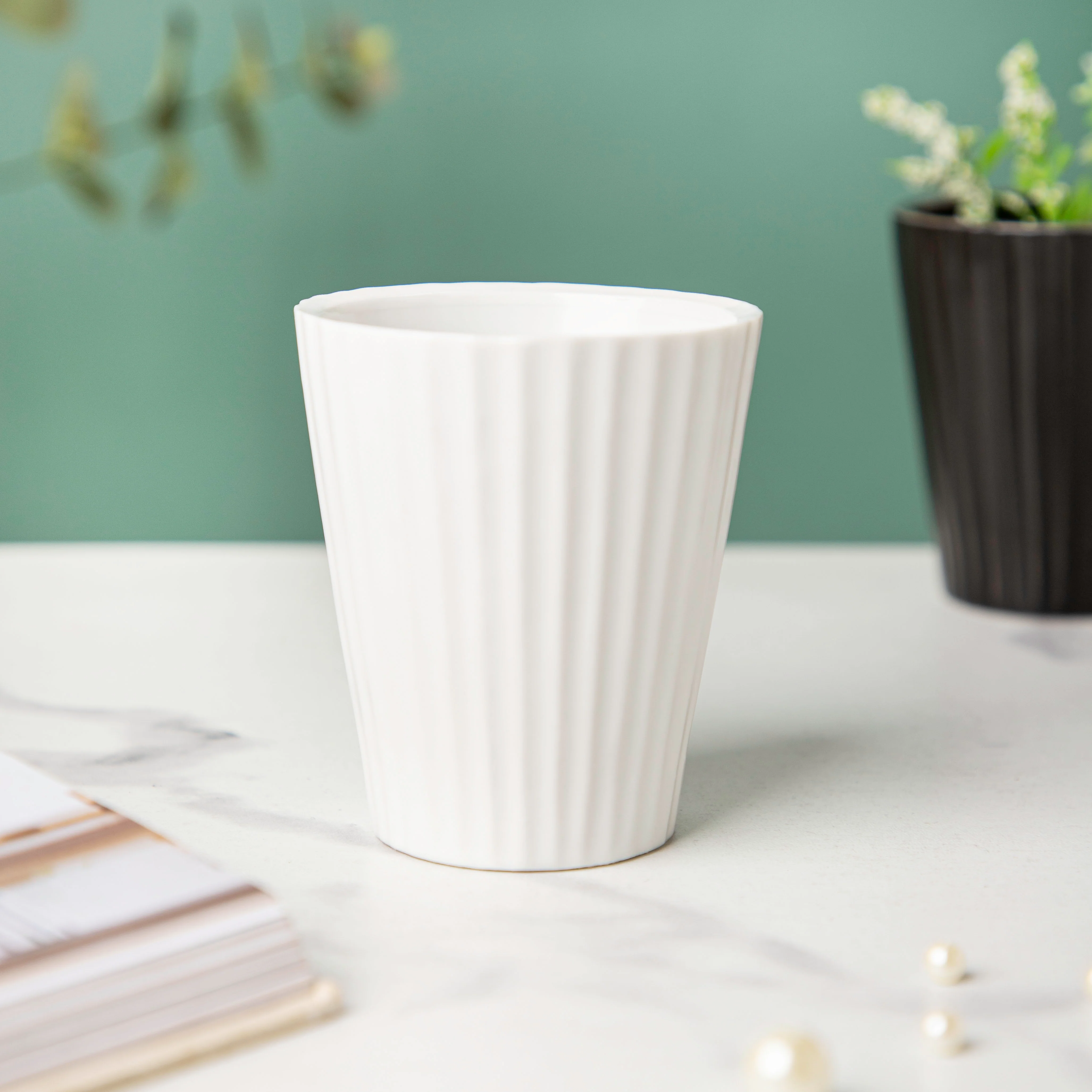 Nordic White Ribbed Ceramic Planter - Image 3