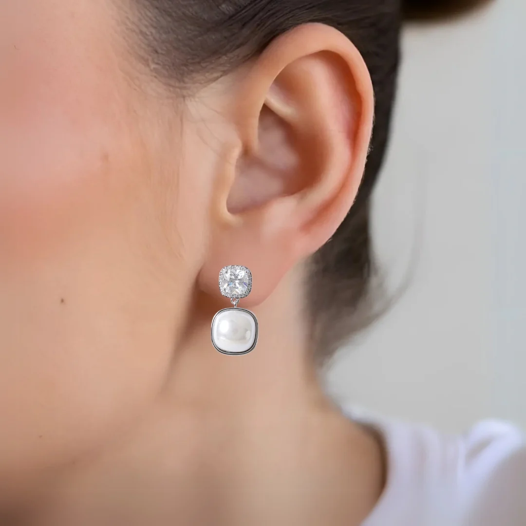 Ocean Treasure Pearl Drop Earrings Silver - Image 5