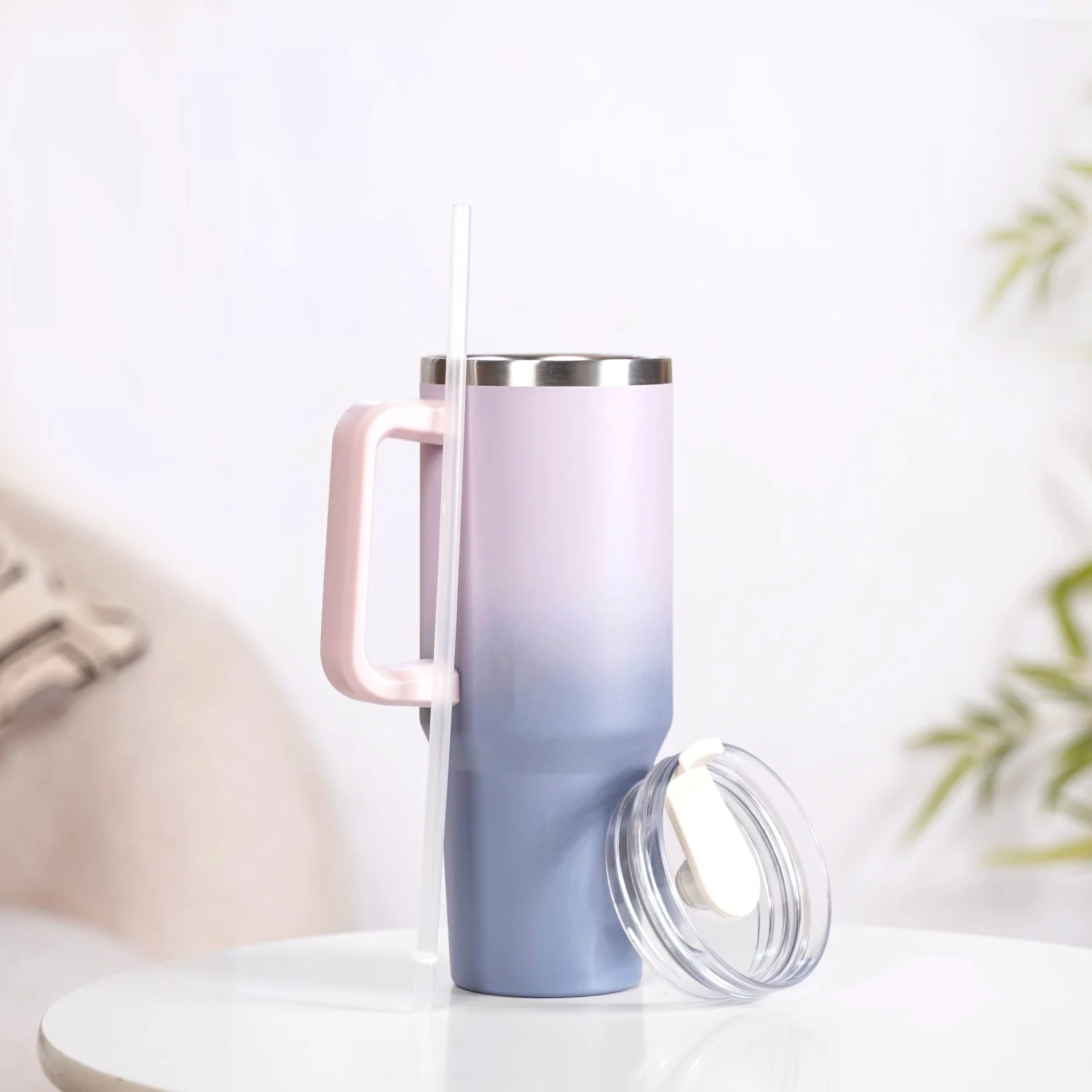 Ombre Stainless Steel Sipper Bottle With Handle 1200ml - Image 6