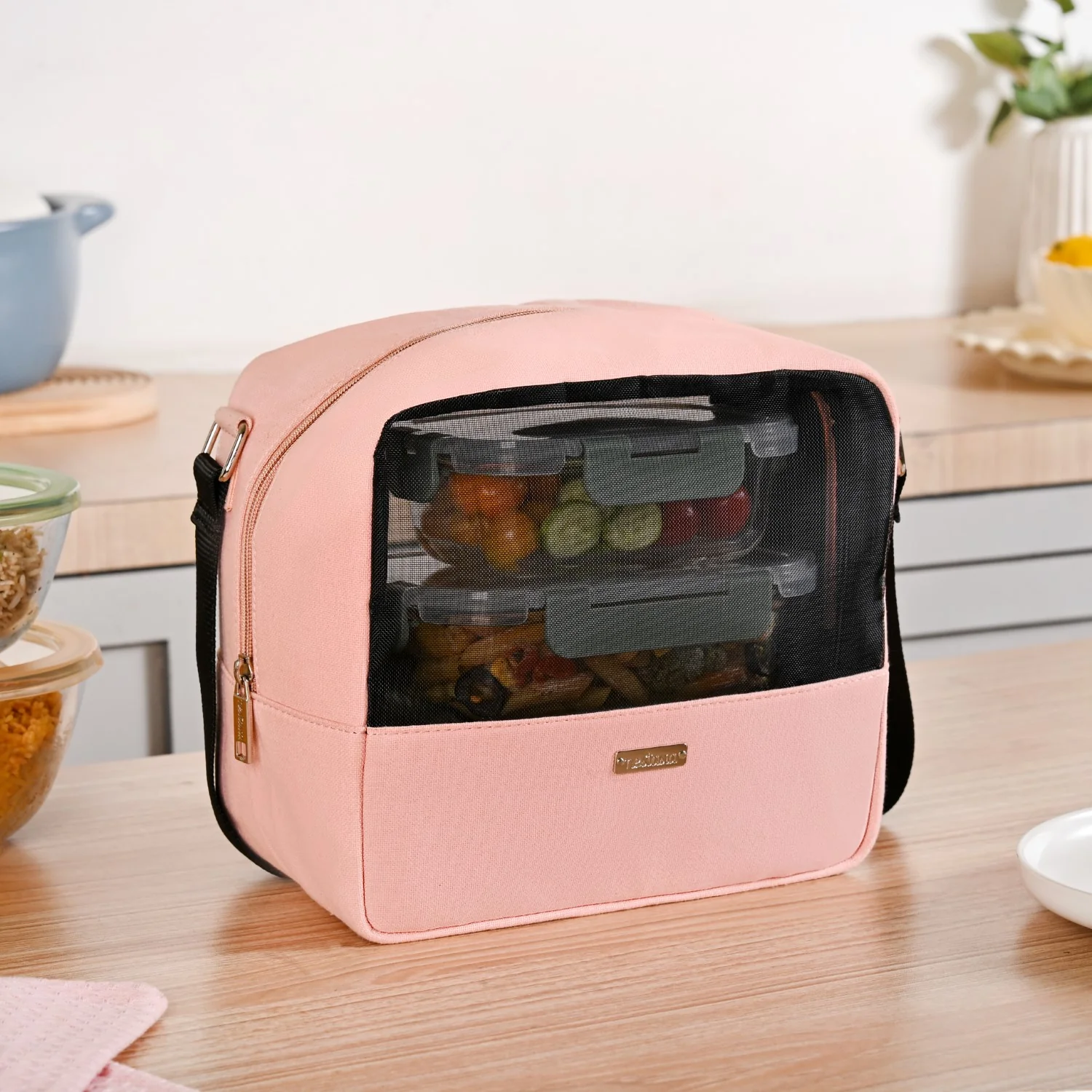 On The Go Mesh Lunch Bag Pink - Image 2