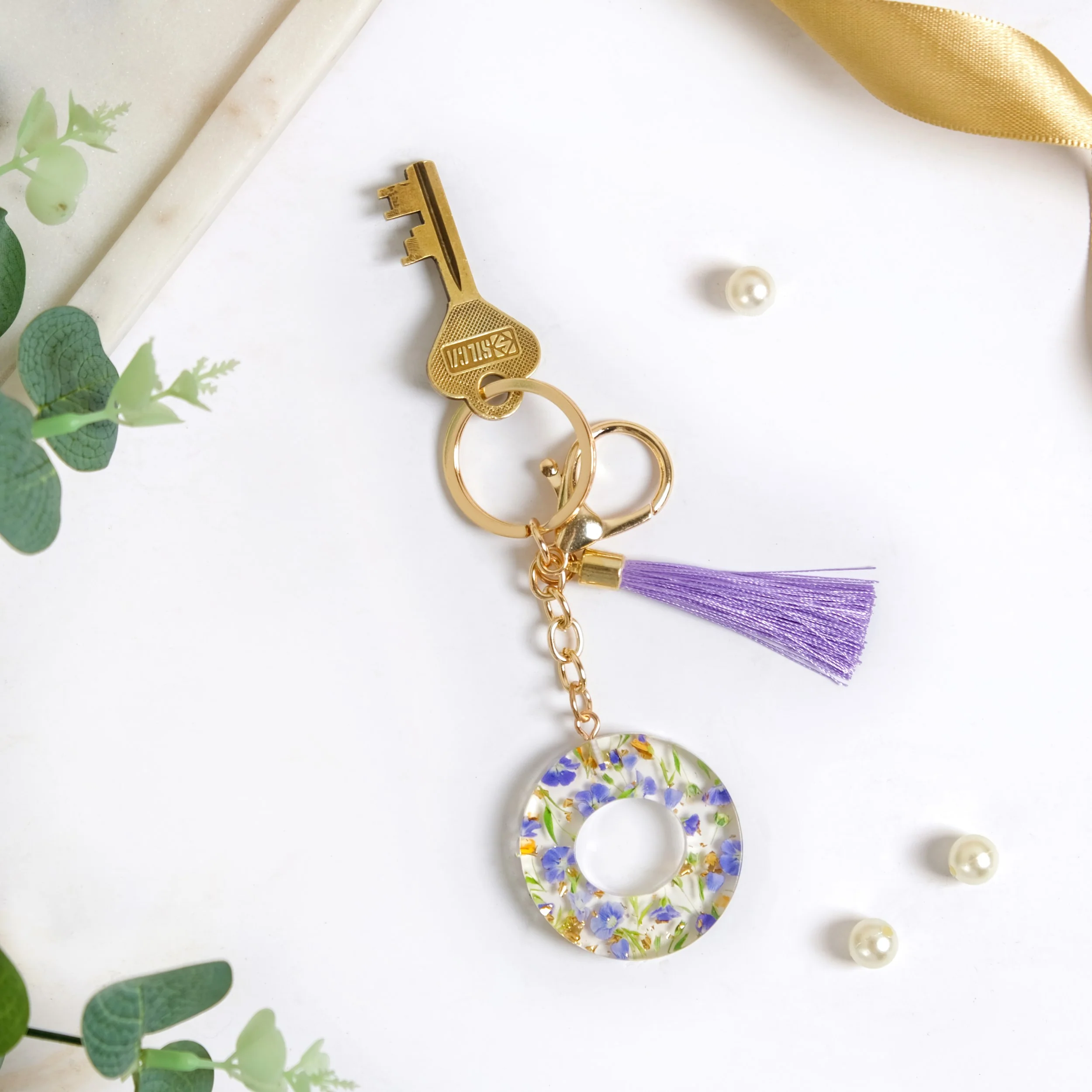 Ornate O Lavender Forget Me Not Keychain - Image 8