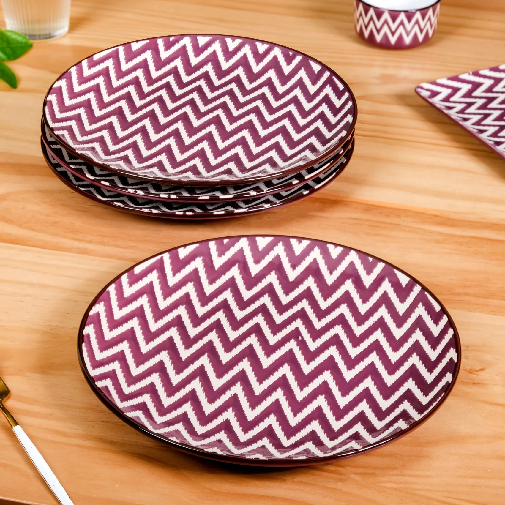 Oscilla Ceramic Dinner Plate Set of 4 Purple 11 Inch - Image 3