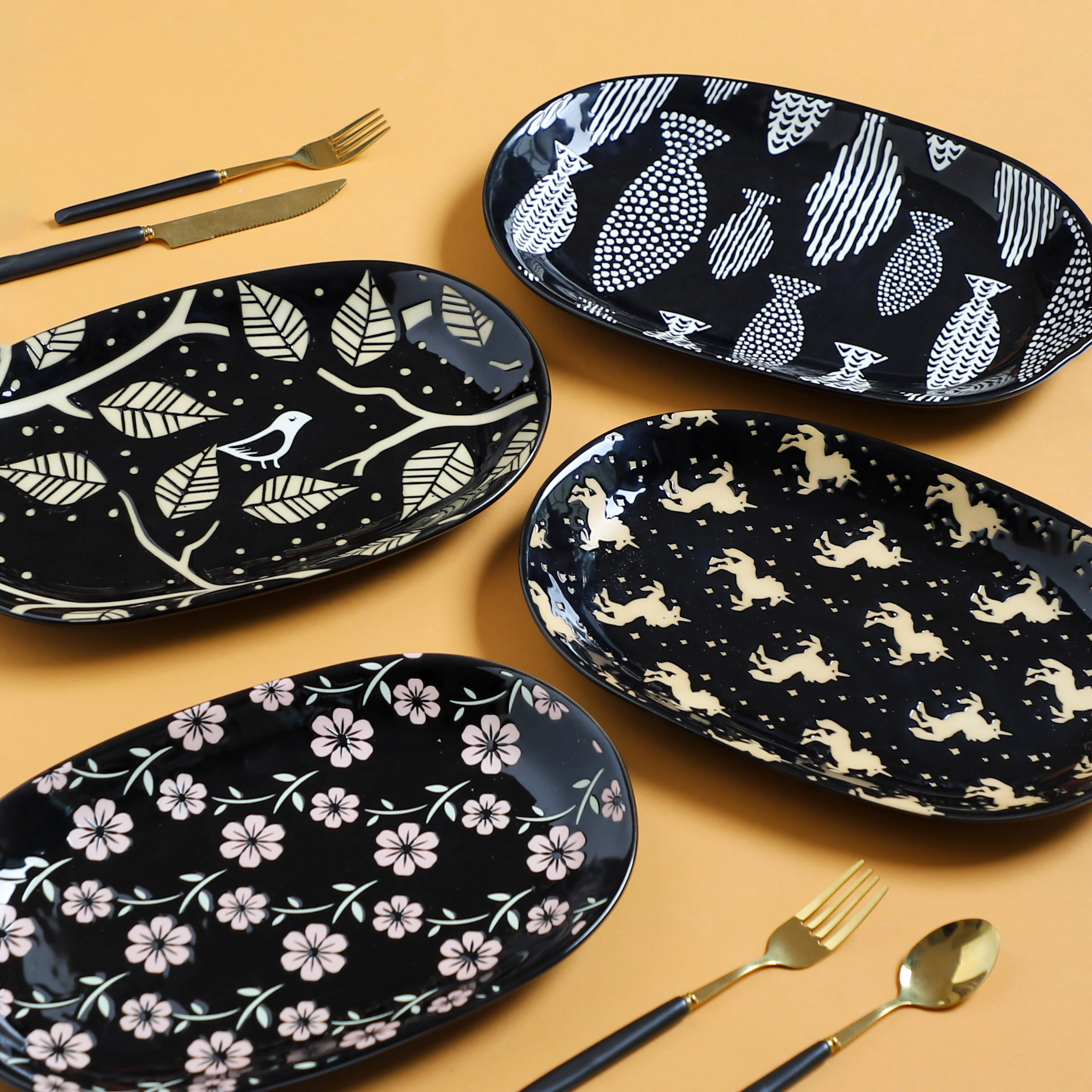 Oval Plates Black - Image 2
