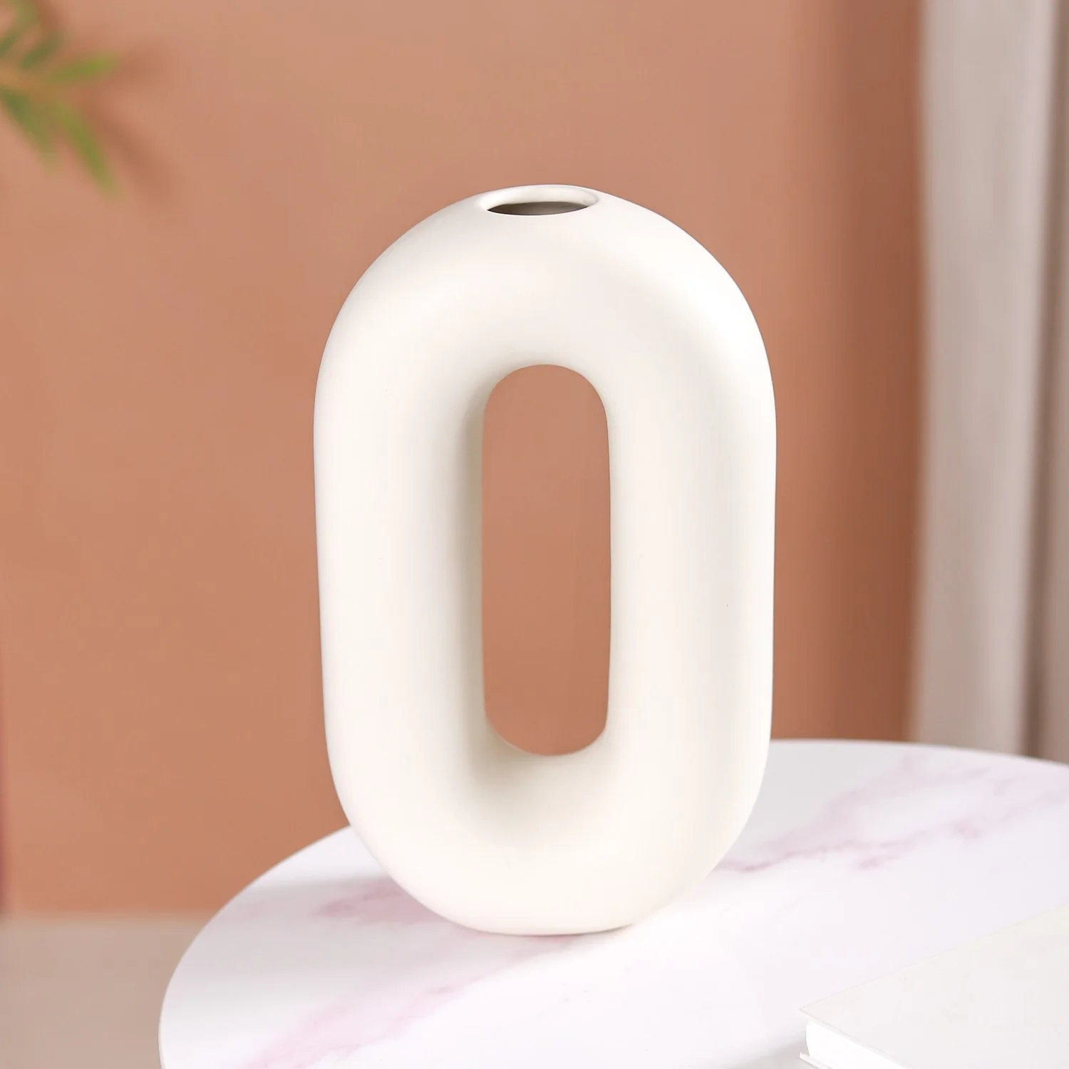 Oval Ring Vase Off White - Image 6