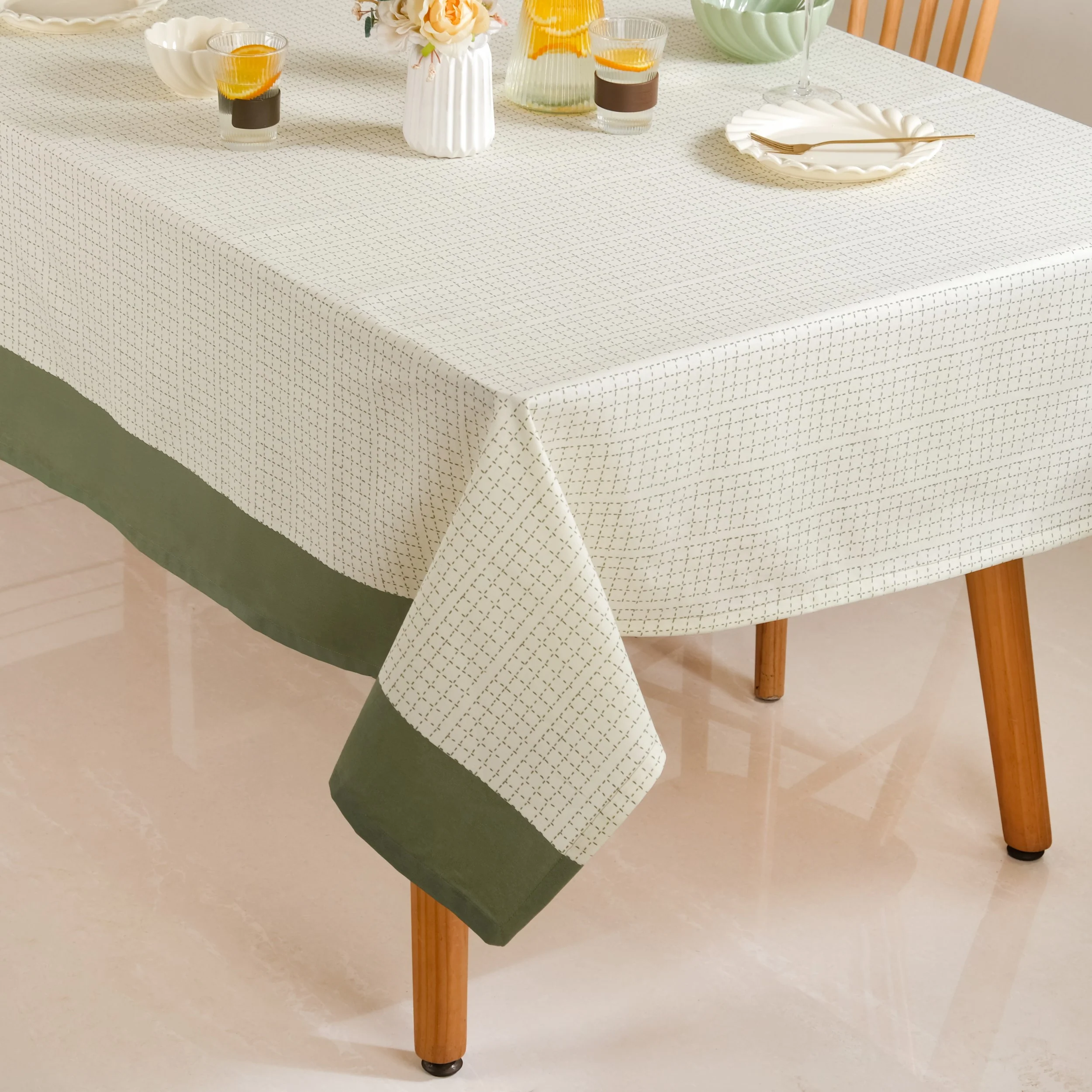 Palm Grove 6 Seater Cotton Table Cover 203x152cm