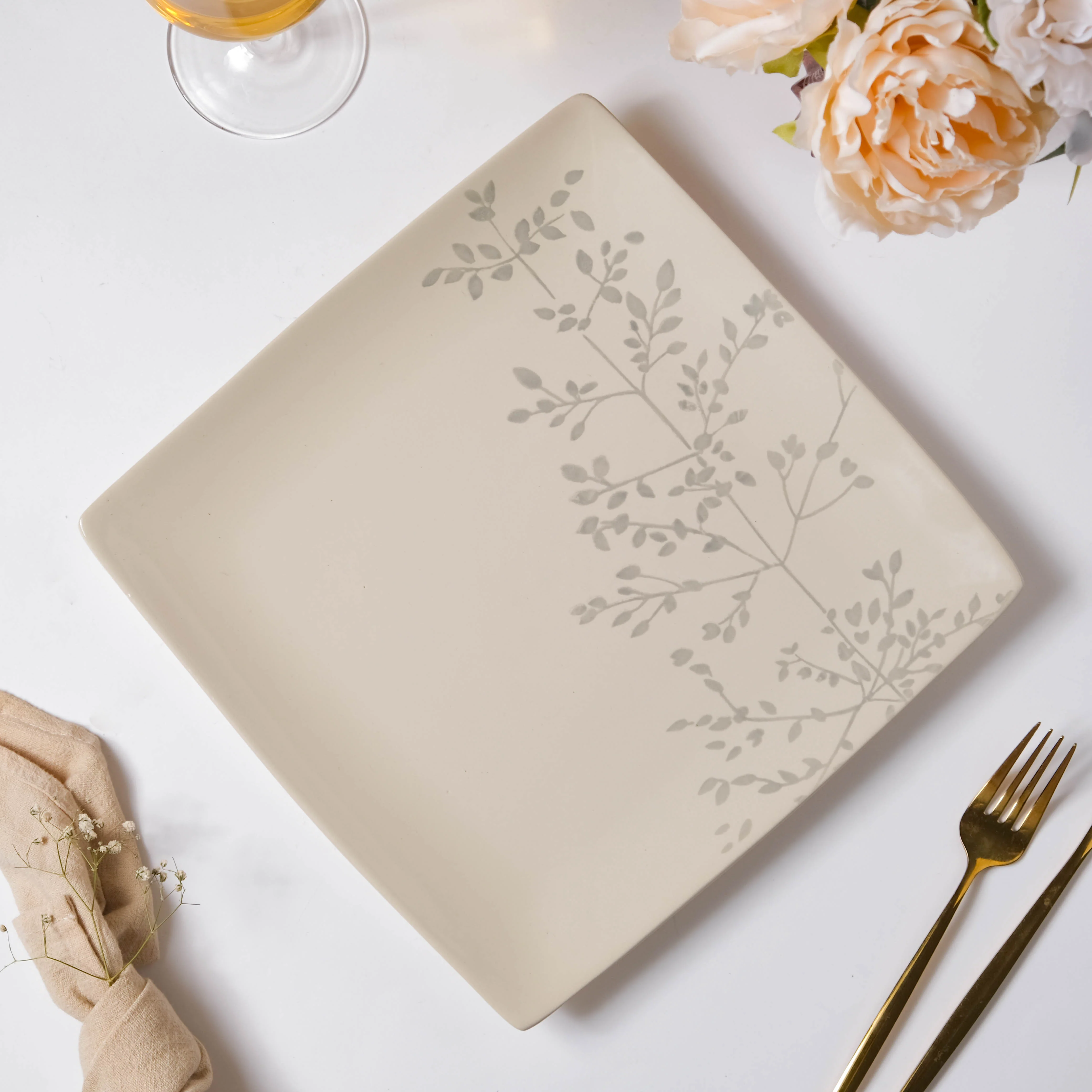 Pandora Sprig Square Plate Beige 10.5 Inch - Image 3