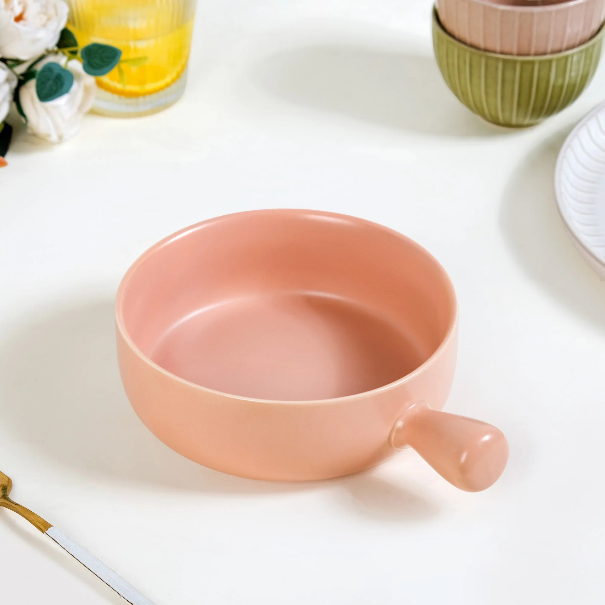 Peach Ceramic Bowl With Handle 700ml - Image 2