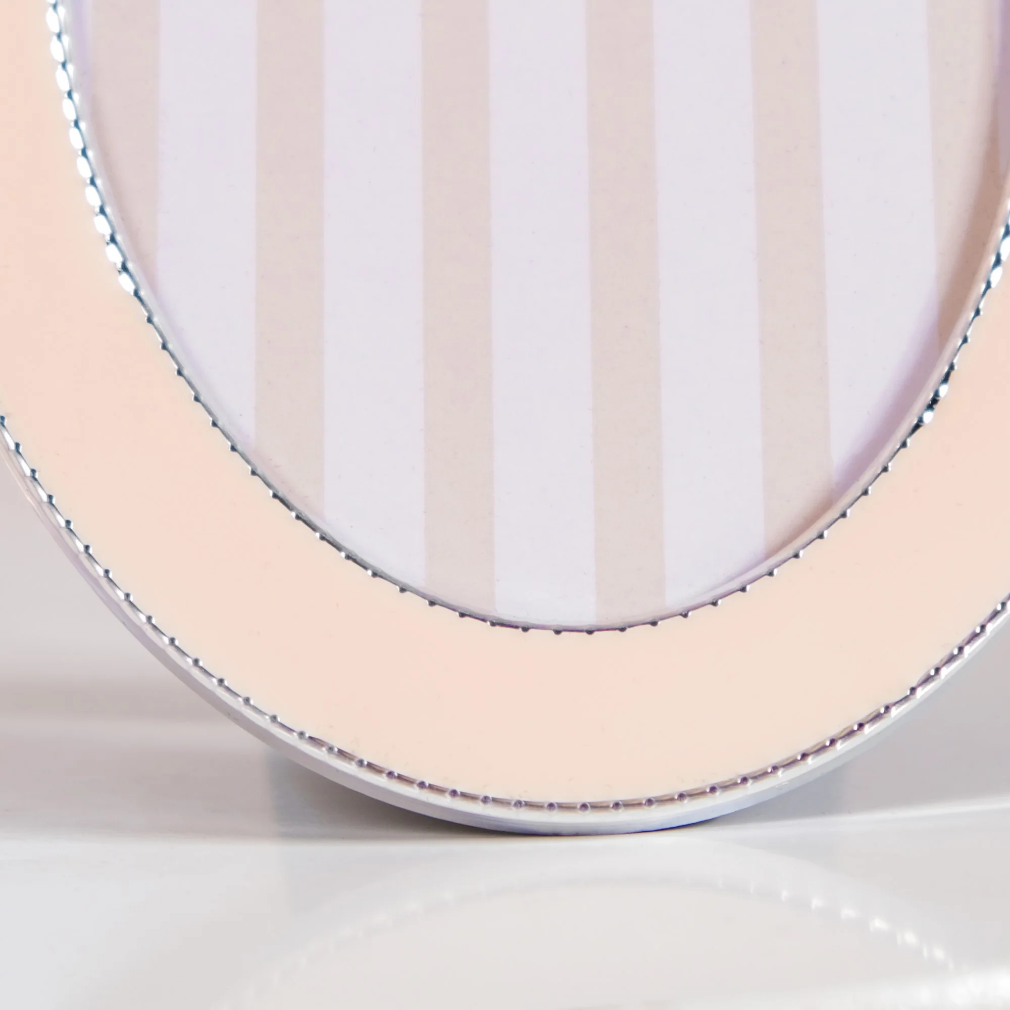 Peach Oval Picture Frame 7"x5" - Image 8