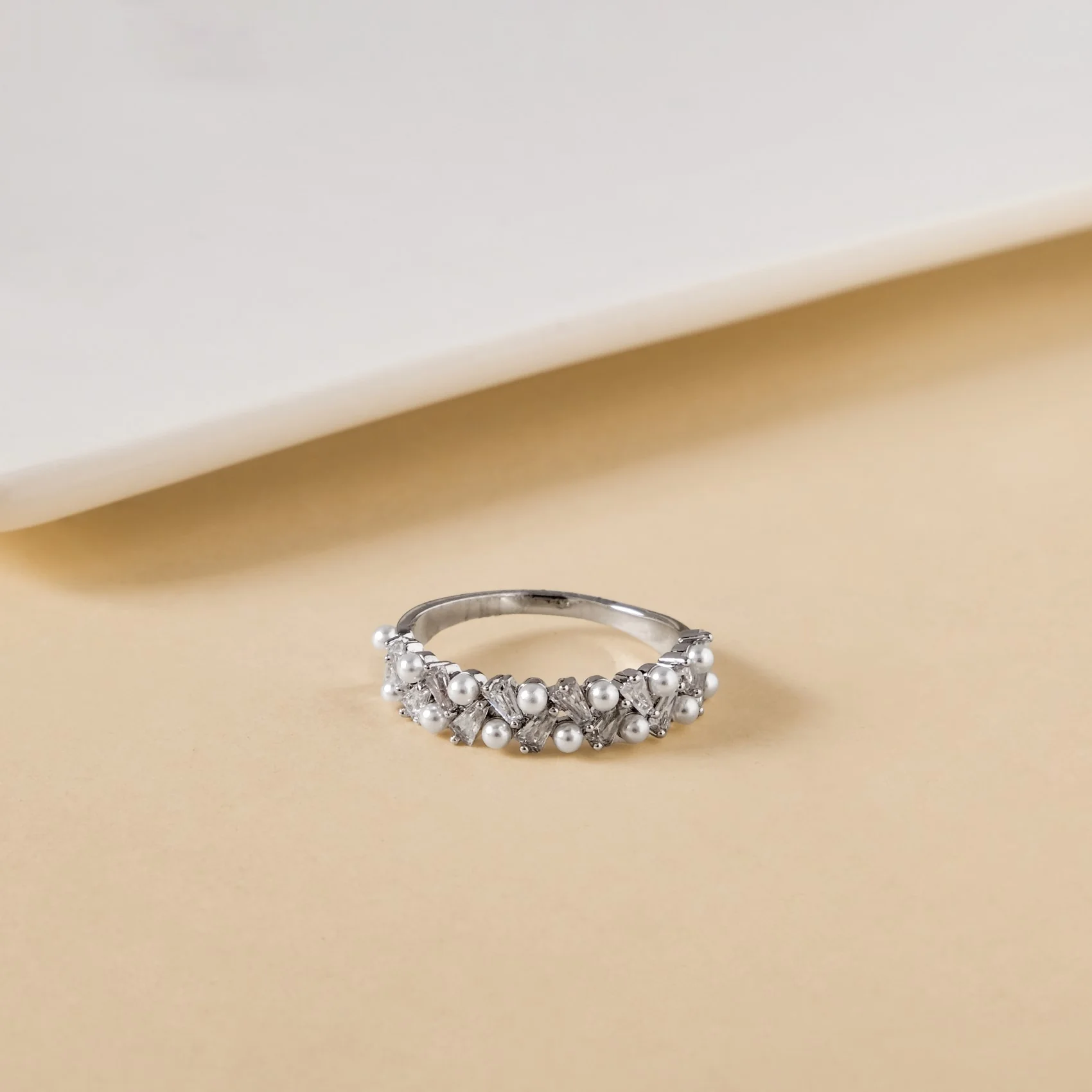 Pearl Bijou Ring Silver - Image 5