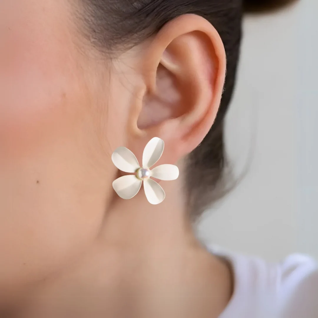 Pearl Crape Jasmine Earrings White - Image 5