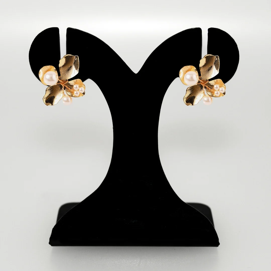 Pearl Flora Abstract Studs Gold - Image 6
