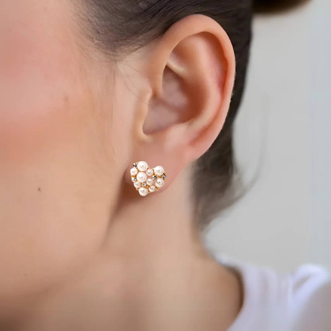 Pearl Of The Heart Stud Earrings Gold - Image 5